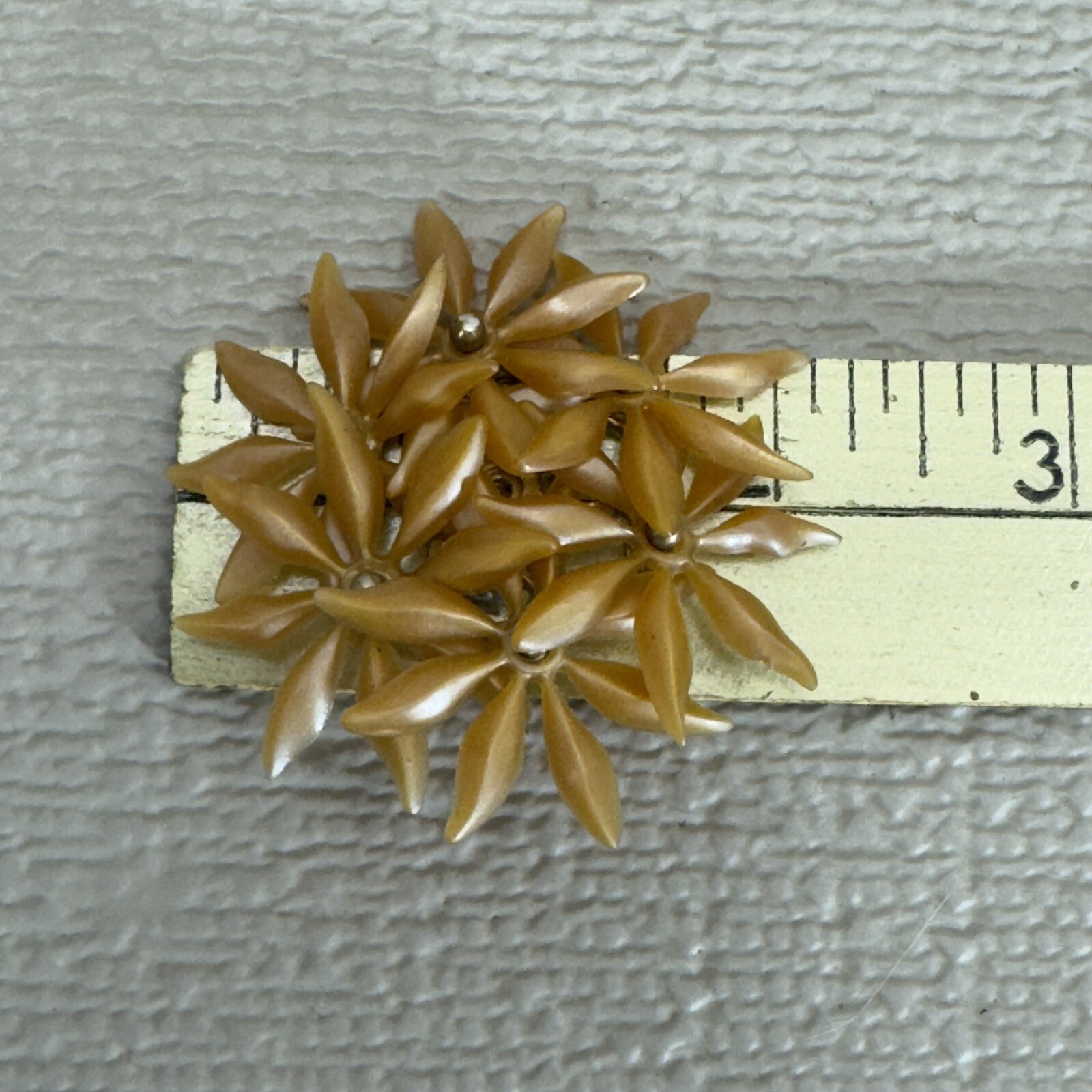 Vintage Retro MCM Orange Plastic Flower Cluster Shoe Clips 2″ ~ Barrett Clips