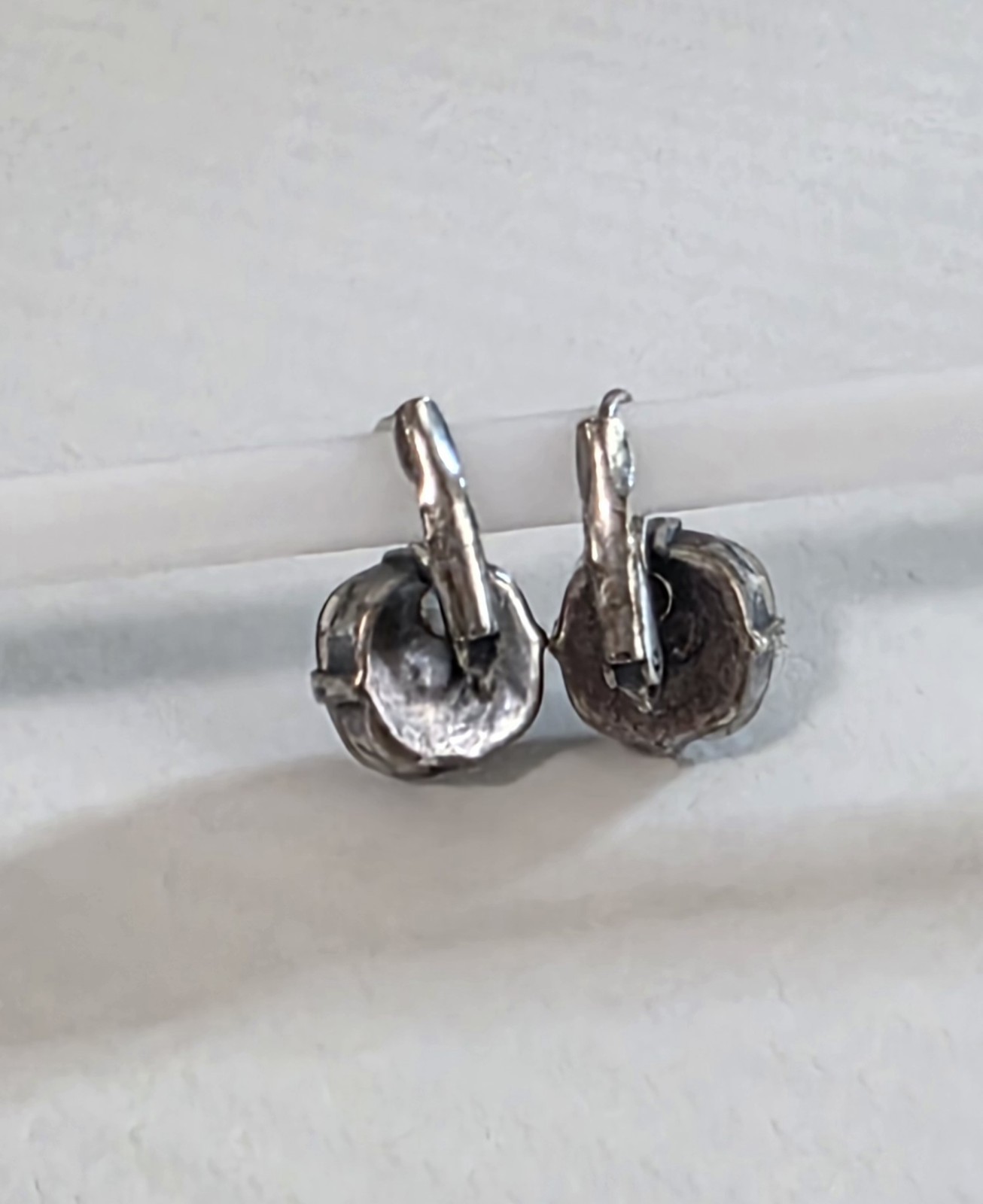 Vintage Silver Tone Round Burgundy Crystal Leverback Earrings Prong Set