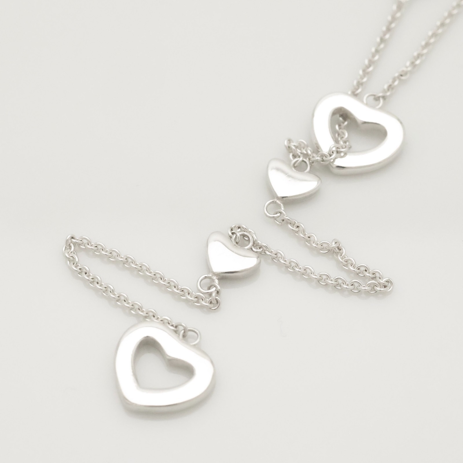 Authentic Tiffany & Co. Heart Link Lariat Pendant Necklace 19.6″ Silver w/Pouch