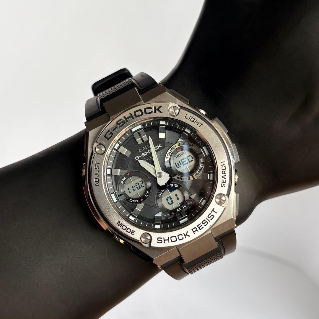 With Box and Manual G SHOCK GST W110 Radio Solar MULTIBAND6 Equipped