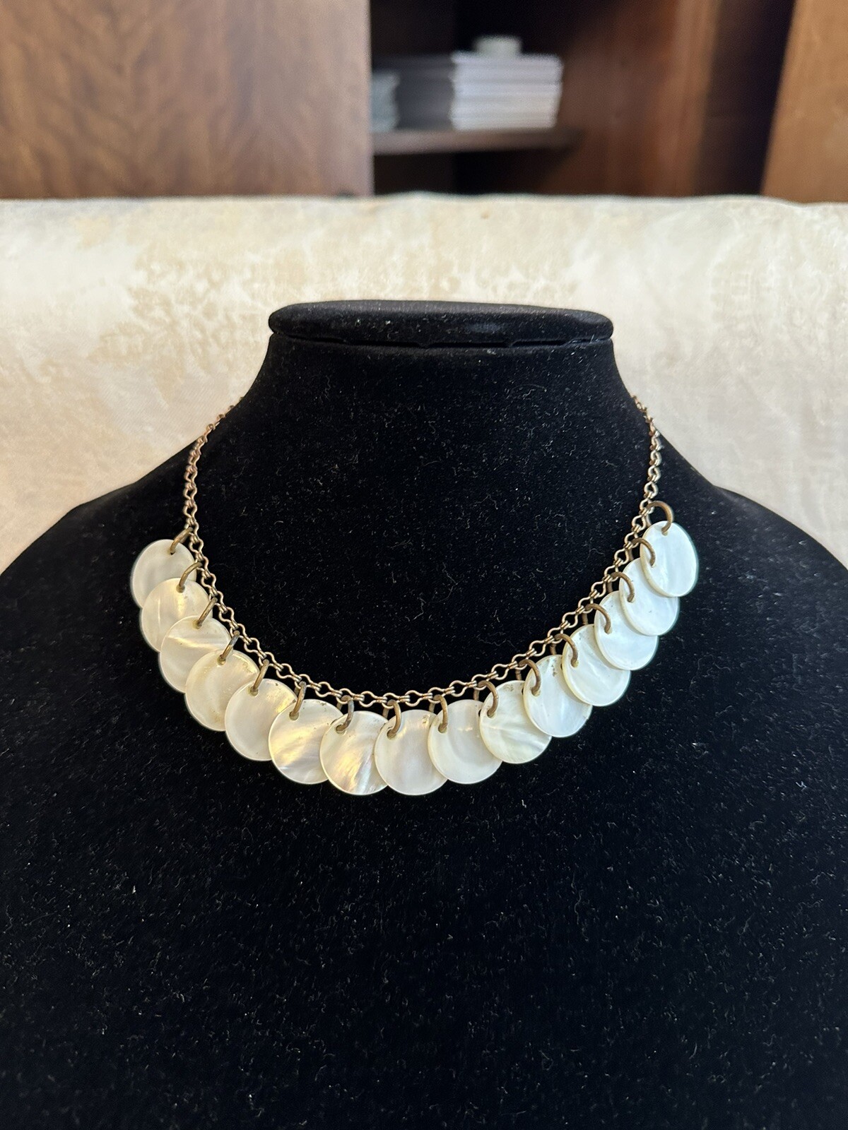 Vintage Mother of Pearl MOP Disc Button Choker Necklace – Circa 1940s Artisan