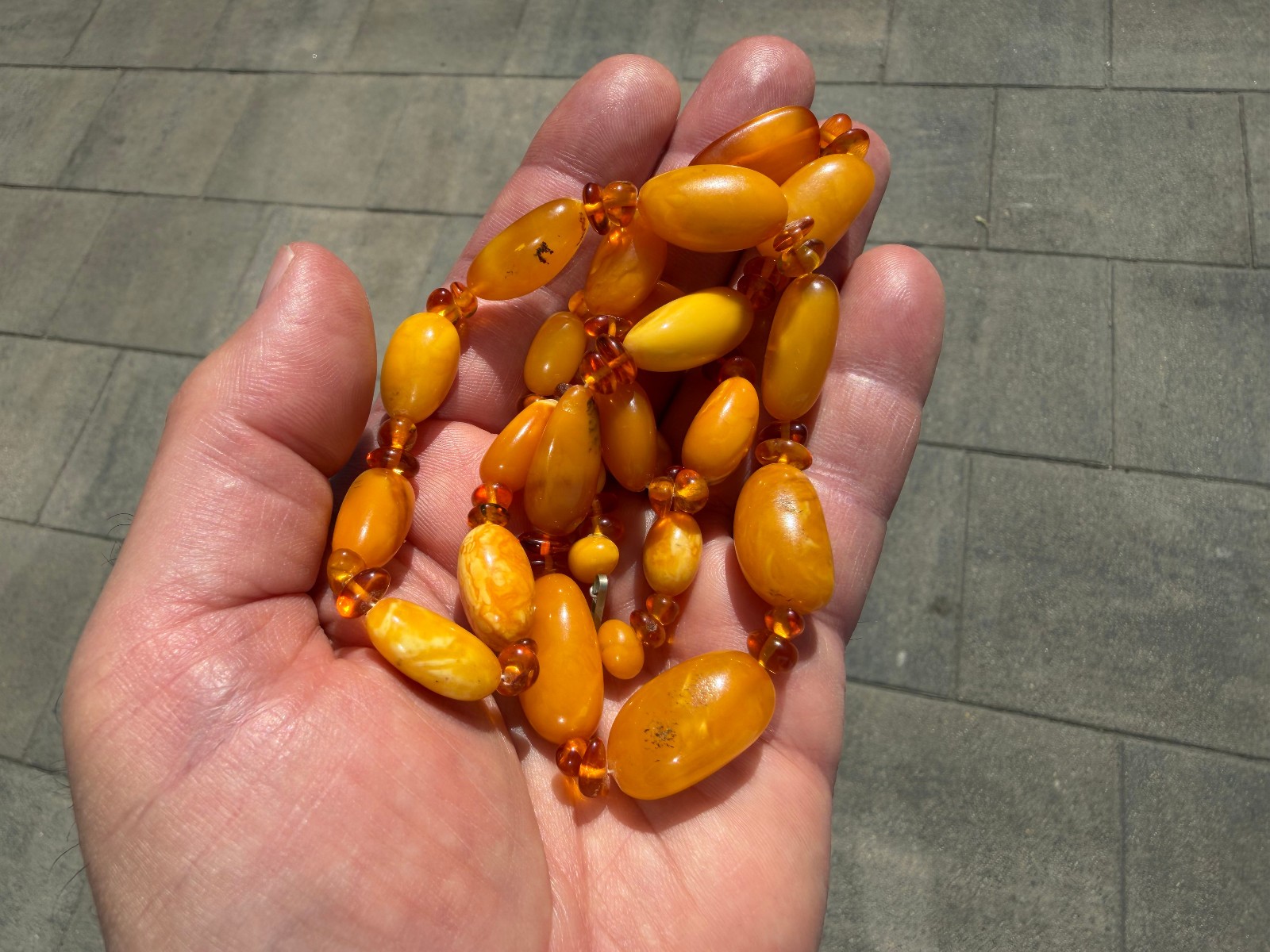 Vintage Baltic Butterscotch Amber Necklace Egg Yolk Honey Oval Beads 32.1g 60cm