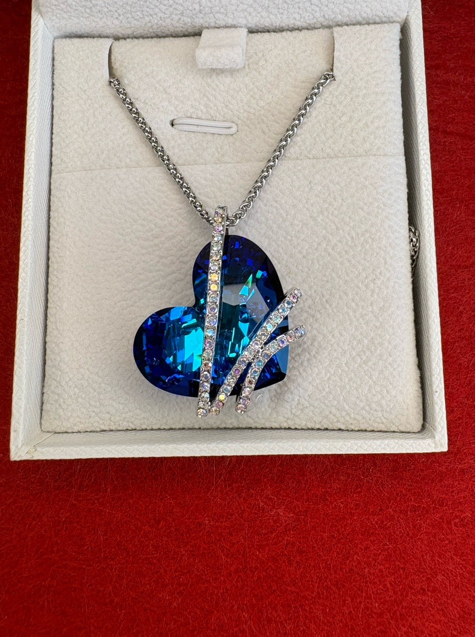 Qianse Blue Heart with Swarovski Crystal Wrapped Pendant NIB “I Love You”