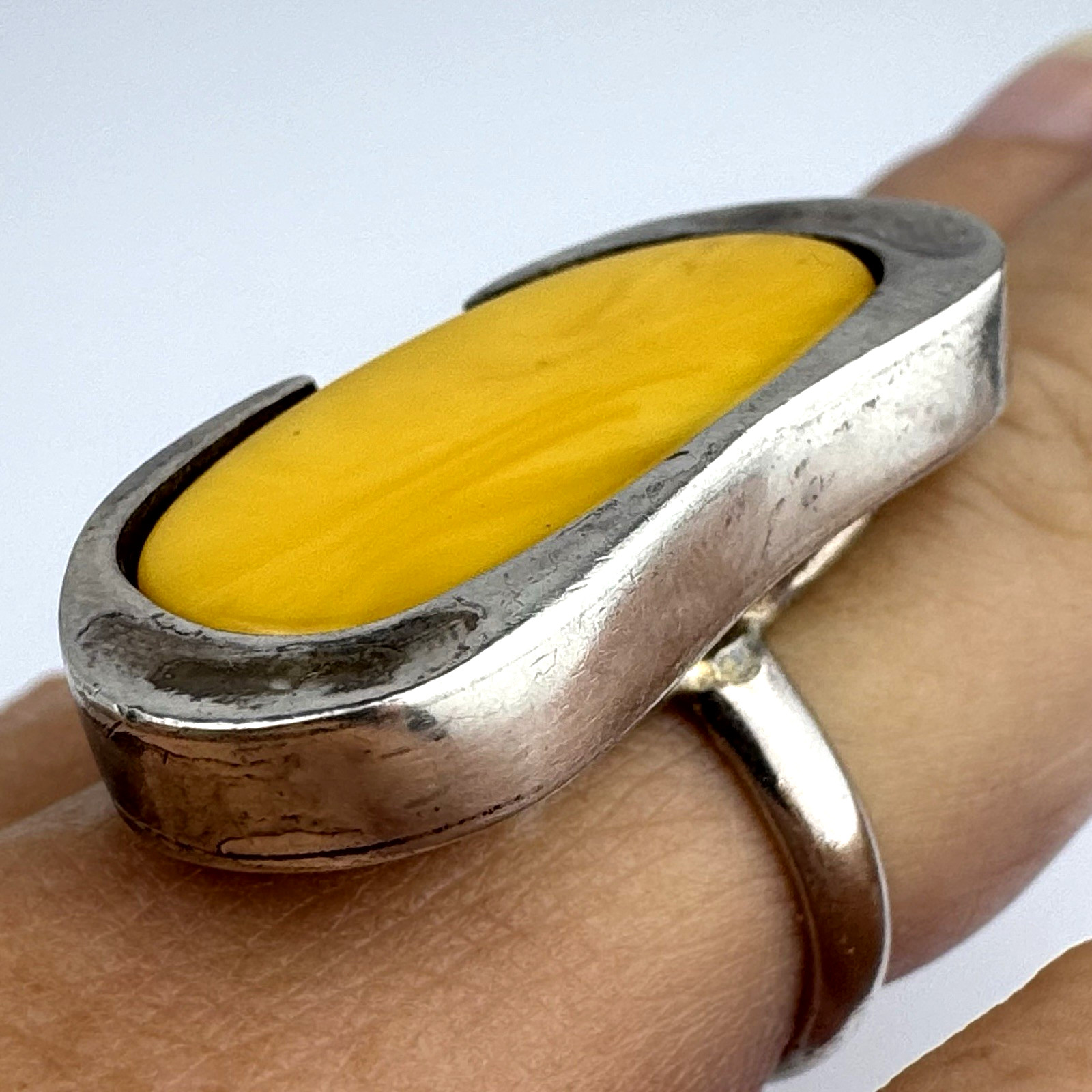 Vintage 12.8g Sterling Silver 925 Modernist Butterscotch Amber Large Ring Size 7
