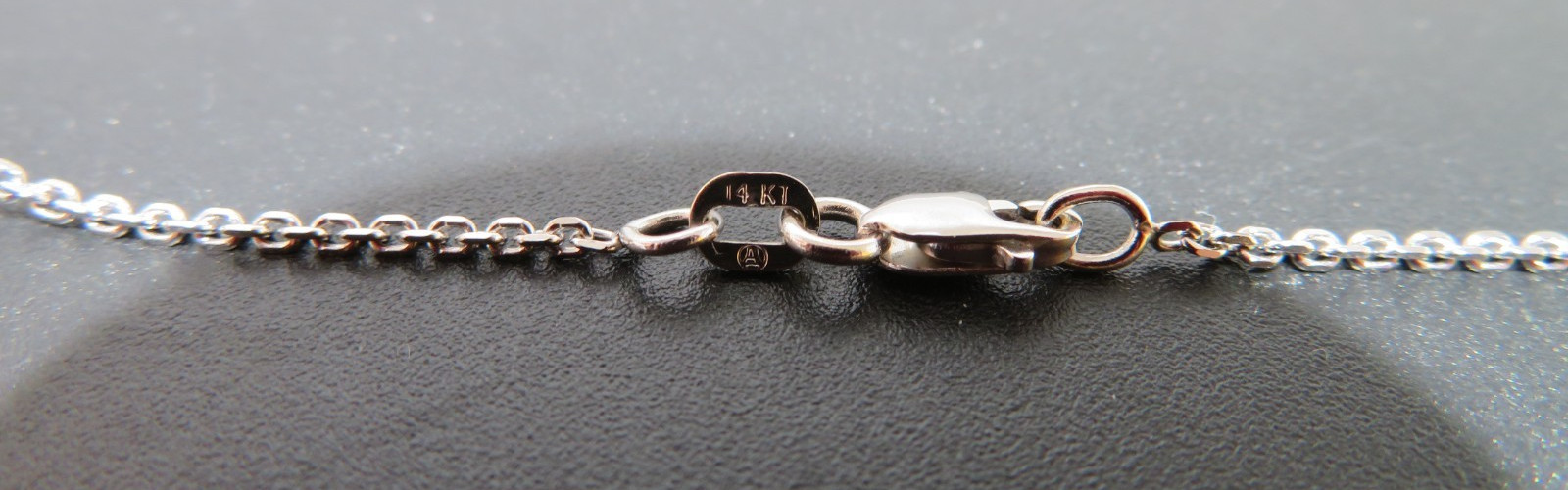 14K WG THIN LINK CHAIN 20″ LONG 0.91 MM THICK 2.90 grams (AI-2641)