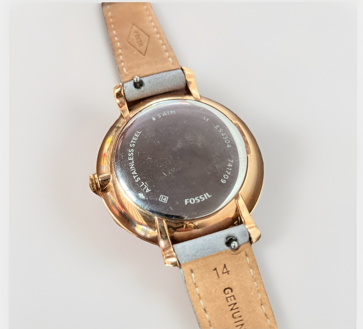 Fossil Women’s Rose Gold Light Pink Jacqueline Leather Strap Watch