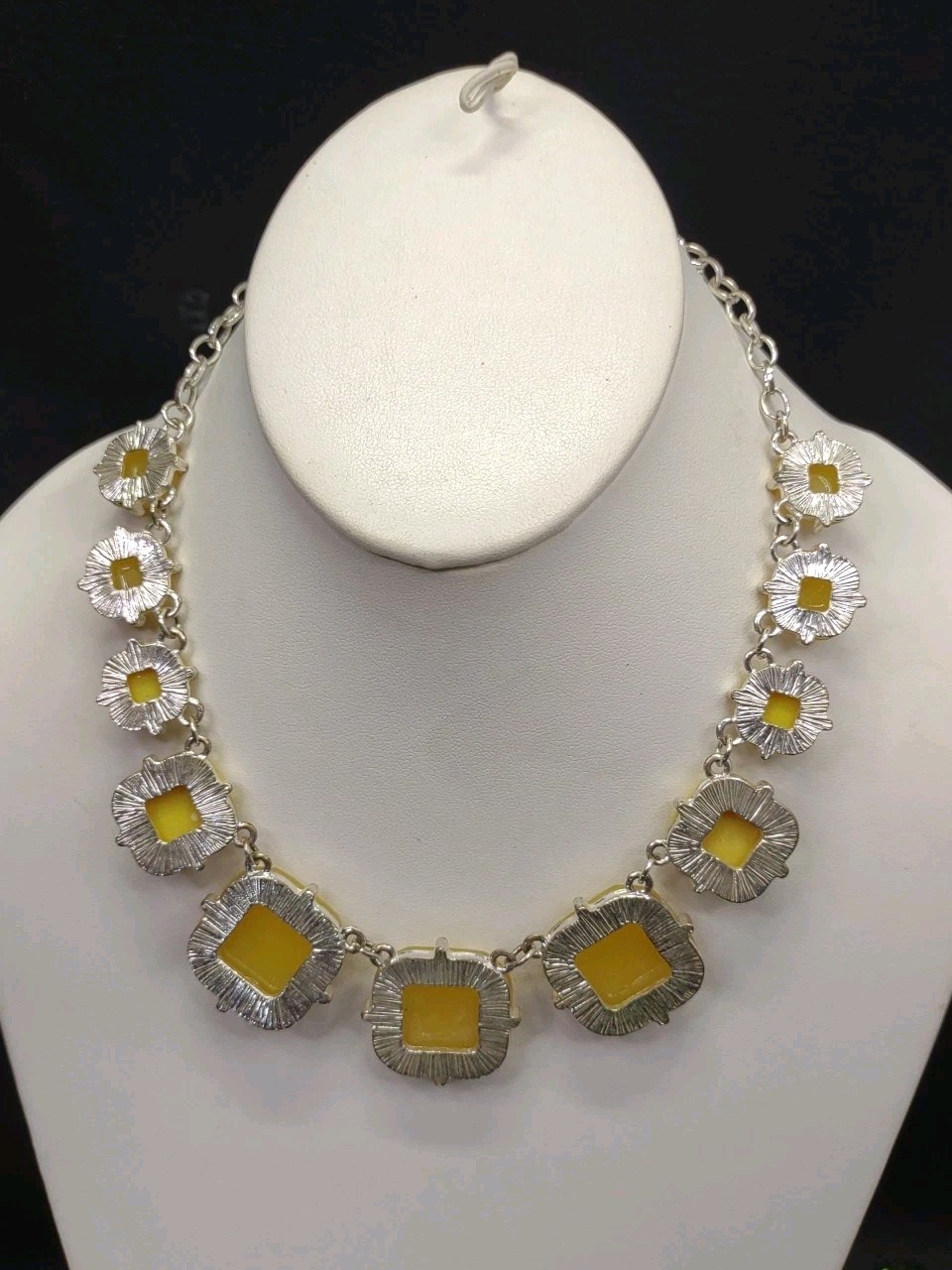 Yellow Statement Silver Tone Finish Necklace Adjustable 22″ Lg Accessory Jewelry