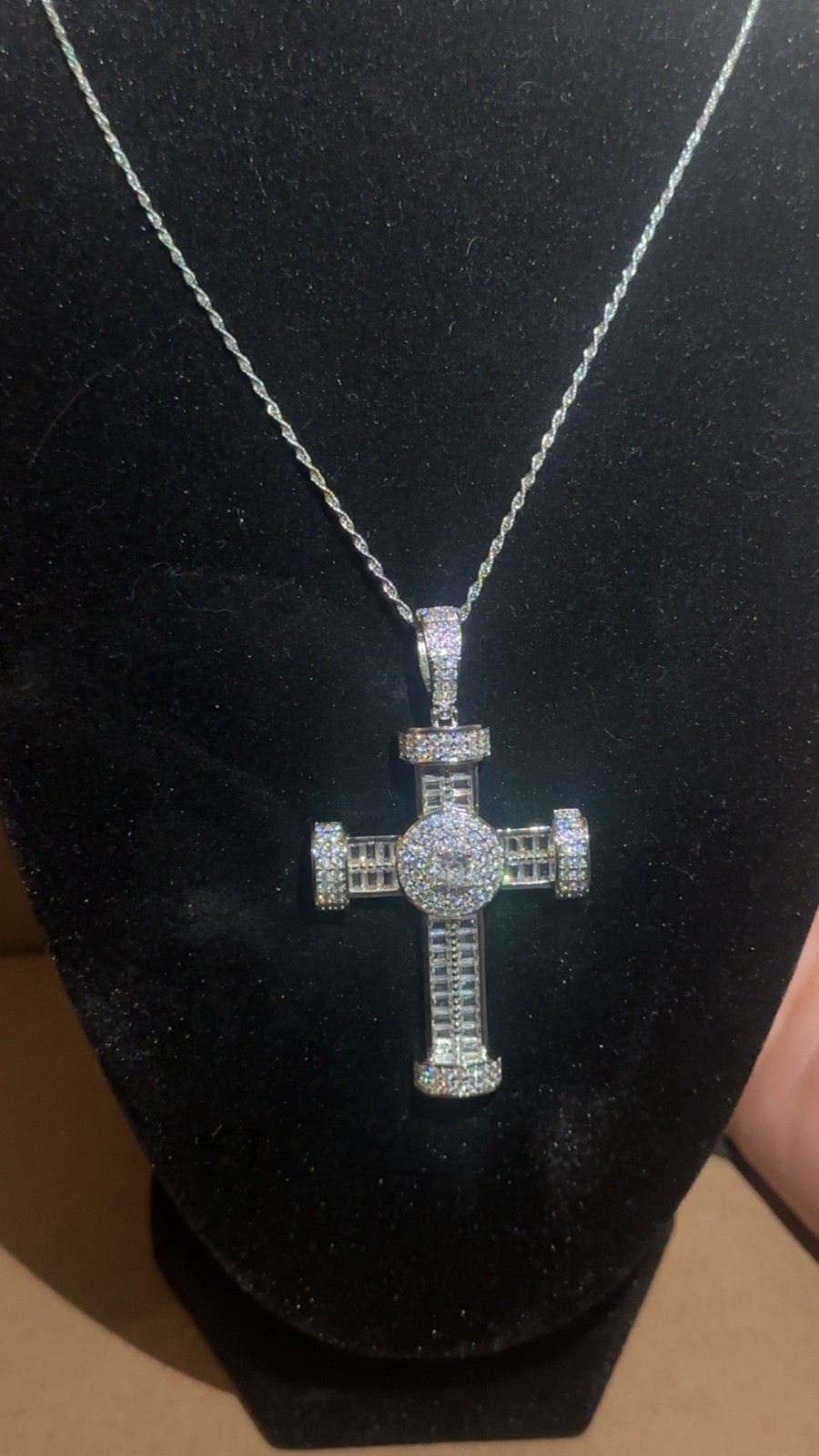 White Gold plated icey bling cubic cross with 24 inch rope chain