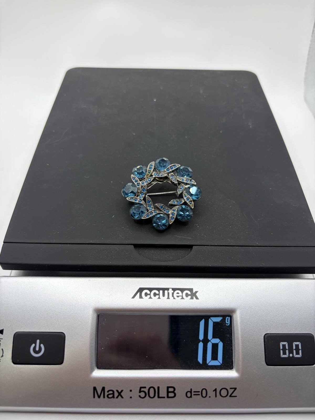Vintage Signed Weiss Blue Faceted Rhinestone Wreath Brooch Circa 1950’s-60’s