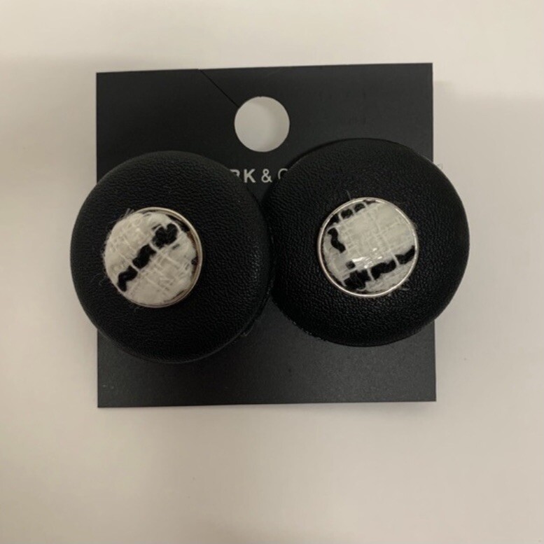 NY&CO Faux leather with fabric statement earrings