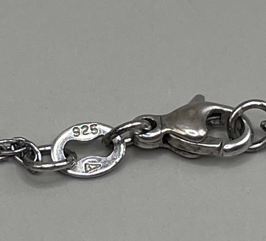 James Avery Women’s Pendant Necklace Sterling Silver 925 Treble Clef Music Heart
