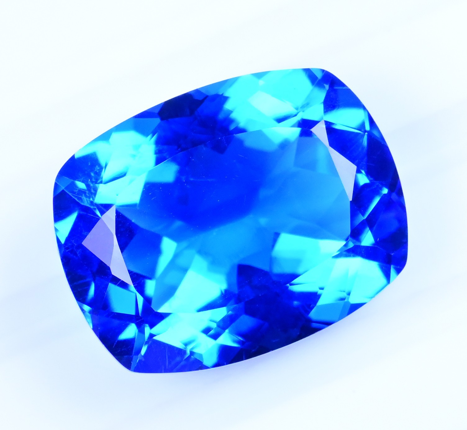 26.15 Ct Natural Rare Lustrous Blue Tanzanite Certified Flawless Loose Gemstone