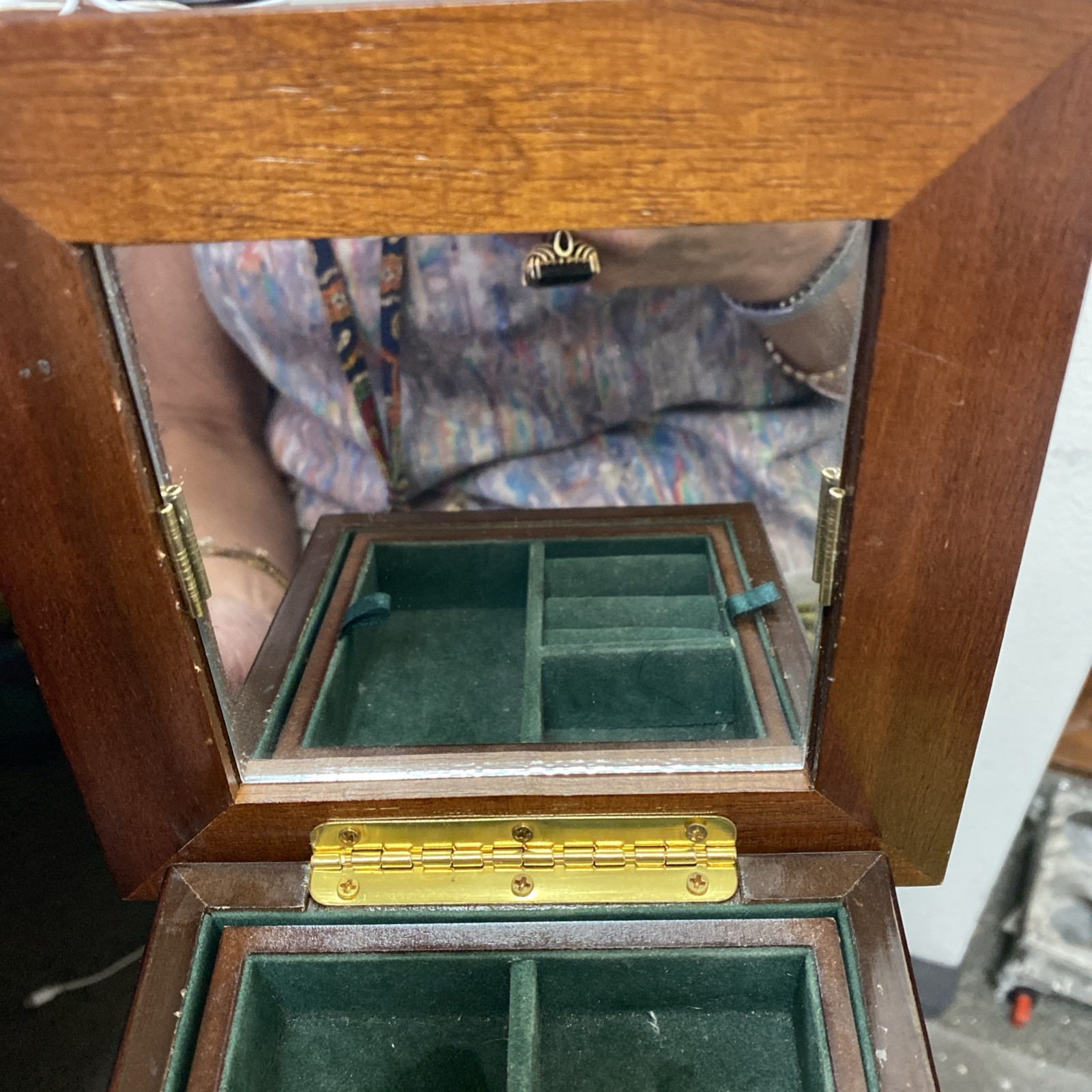 Wooden Jewelry Box 6x6x4″ Hinged Lid Two Levels Mirror Green Velvet Interior