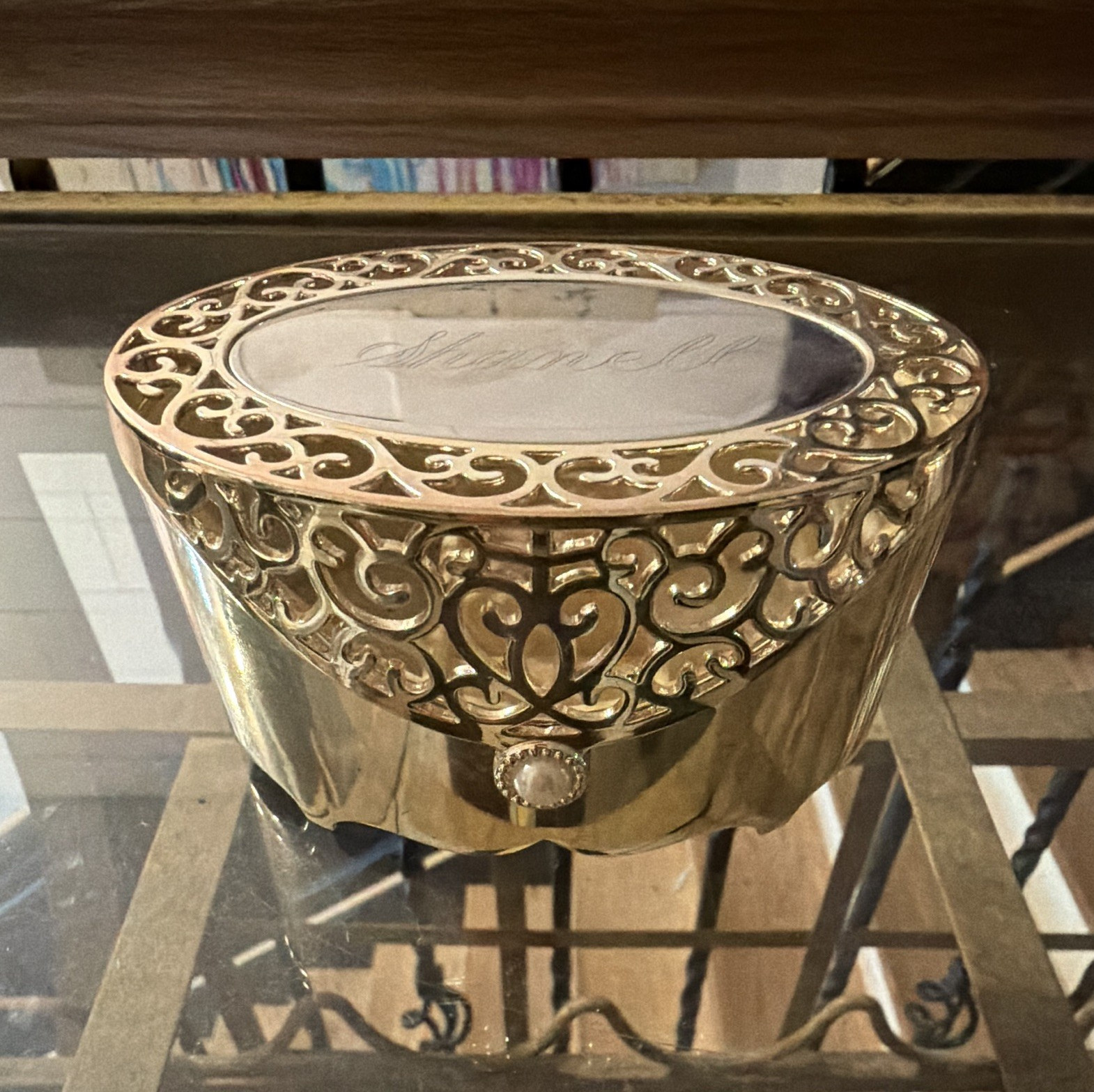Silver Metal Oval Heart Filigree Jewelry Box, Velvet Lined, Holds 5 Rings