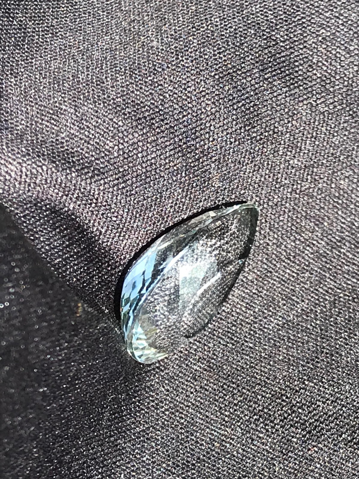 Topaz Untreated Pear 17.30 cts~Beautiful light Blue Hue~Top Cut, Excellent for