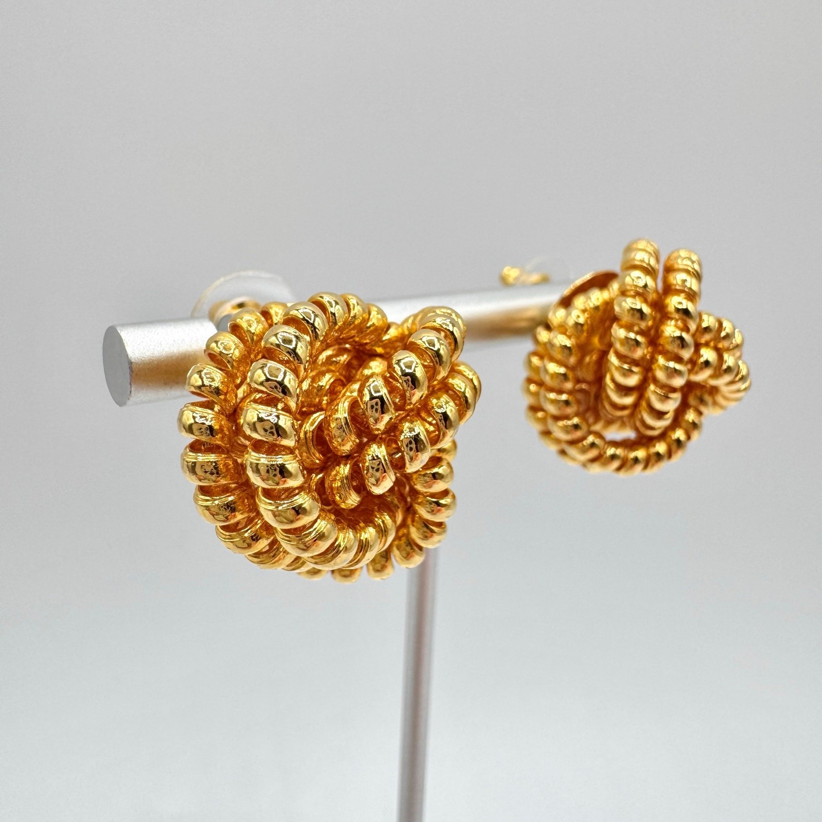 Vintage Chunky Coiled Yarn Ball Stud Earrings In Gold Tone 80s Big Bold Classic