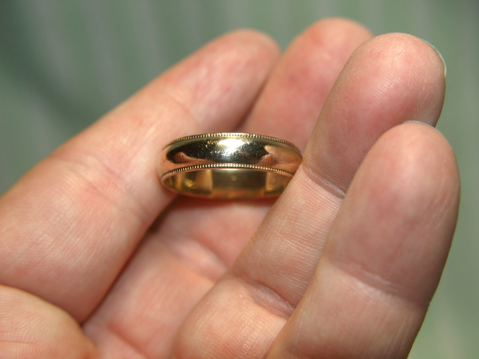 14k Yellow Gold Band Ring – Size 12.5 – 5.7 grams – No Stone – Between 5 & 6 mm