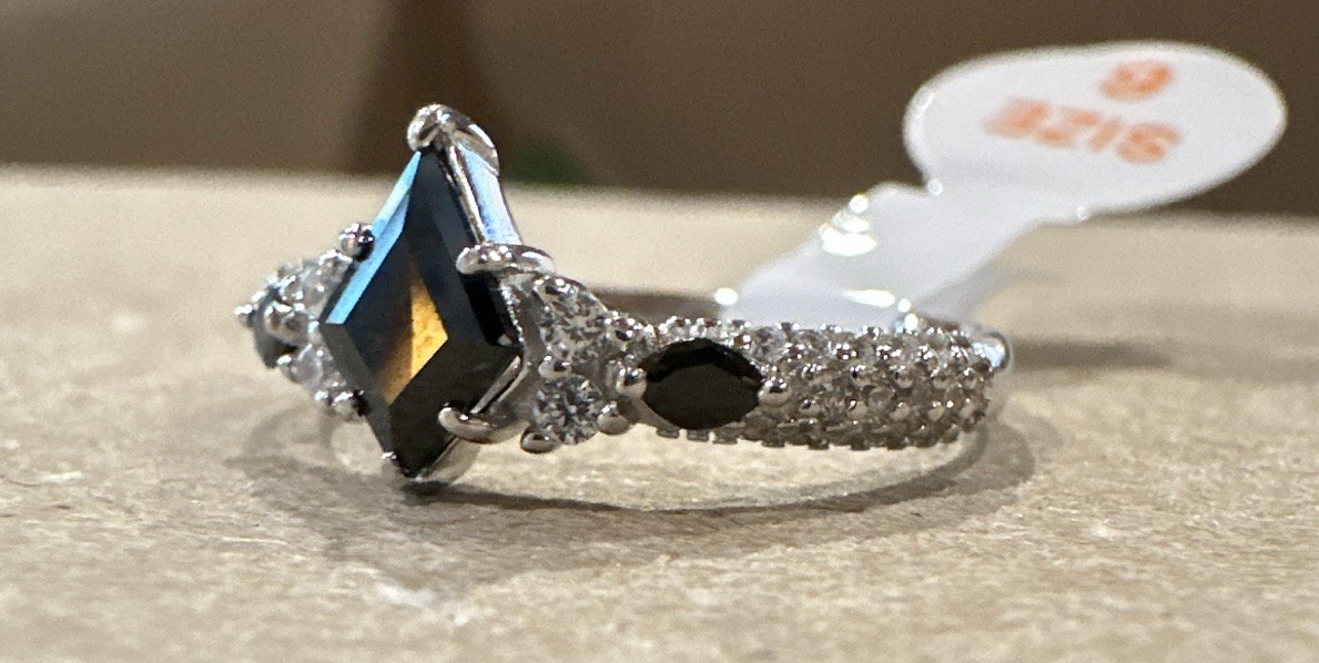 Ring Bomb Party RBP5015 Sterling Club Ring Sz 6 925 Sterling Silver Onyx & CZ