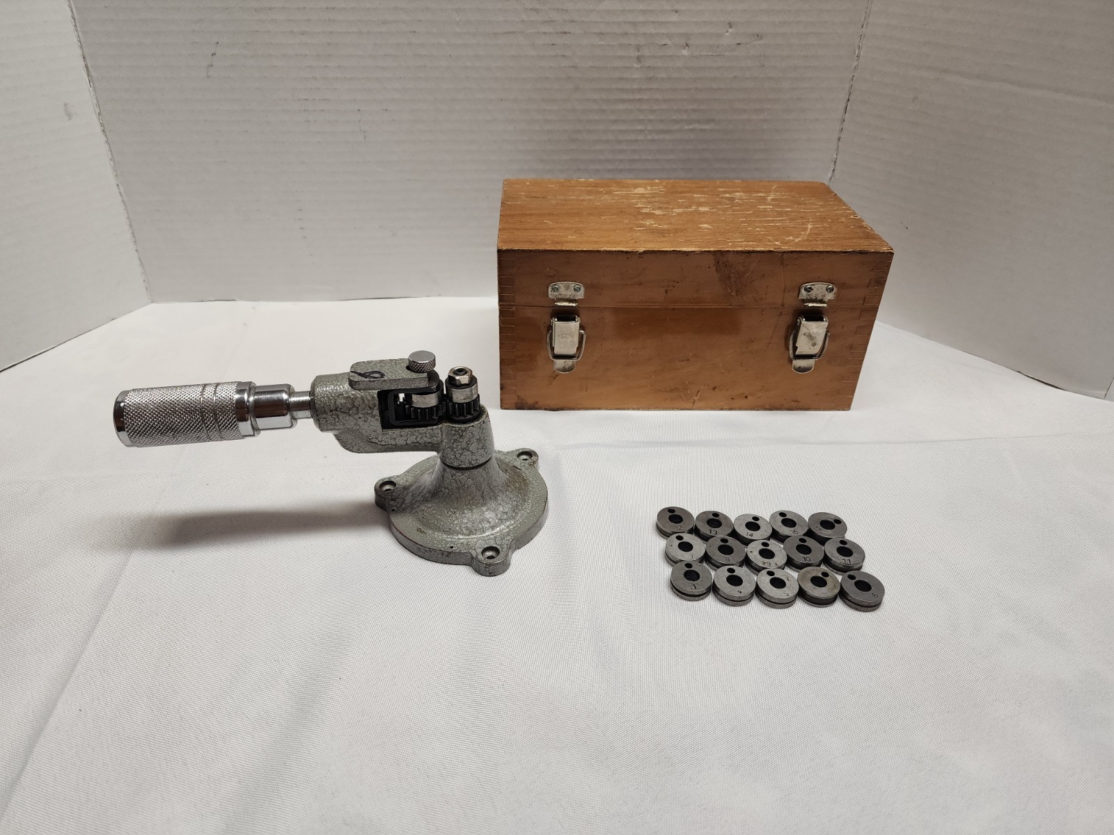Jeweler Rolling Mill Tool 15 Die SET Bench Top VTG