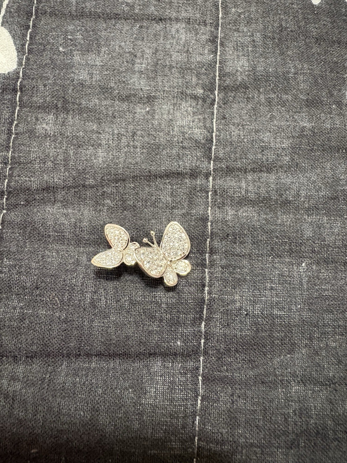 Silver Tone Butterfly Brooch Pin Clear Crystal Rhinestones Faux Pearl