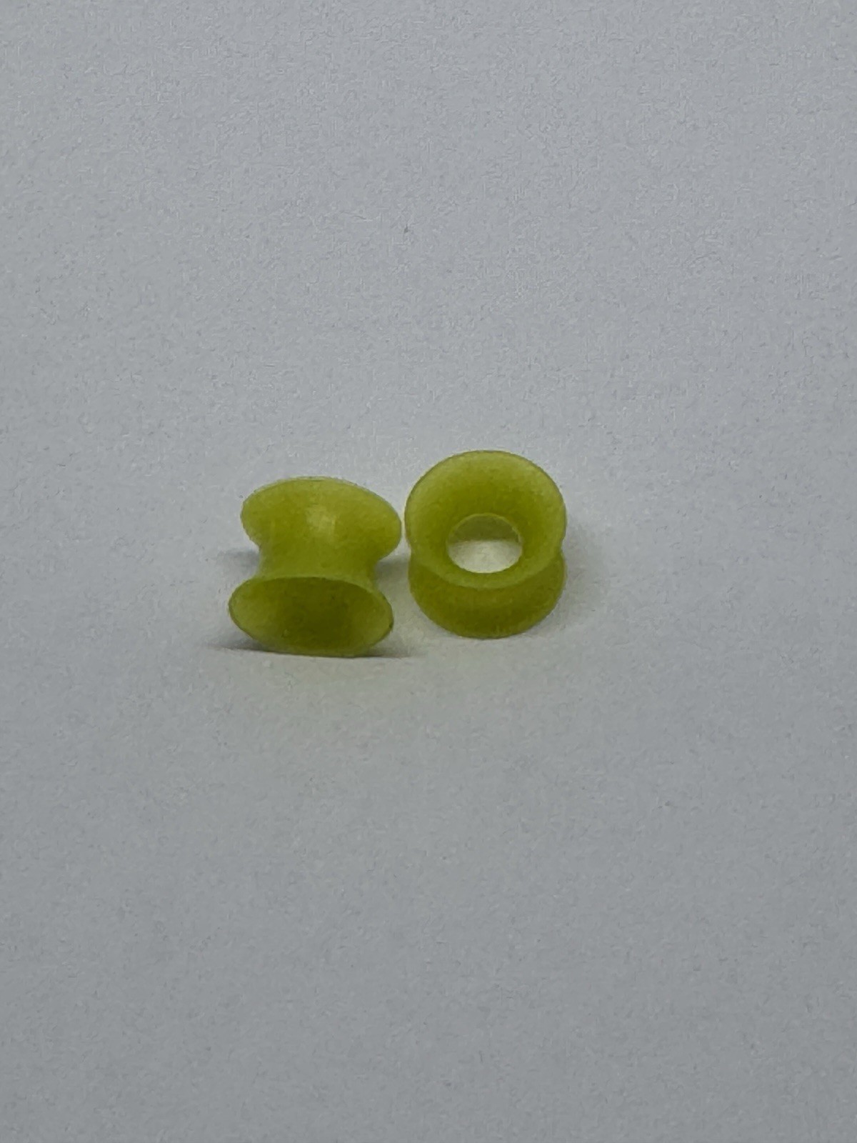 10 Pair 0g 8mm Silicone Gauges Neon Yellow Purple Variety Bundle