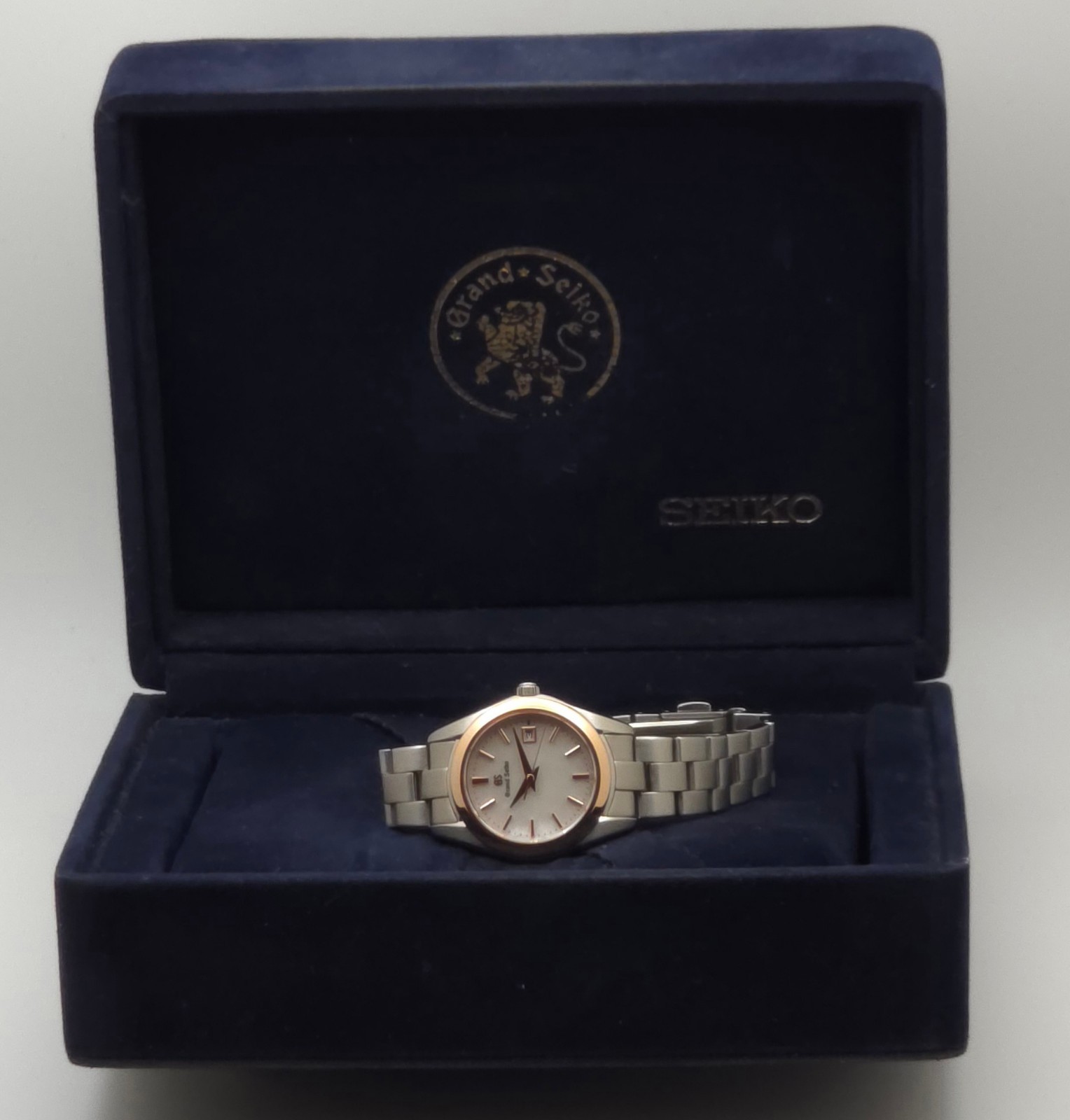 Grand Seiko Heritage STGF268 MOP Dial Quartz Ladies 29mm Steel/Rose Gold Box