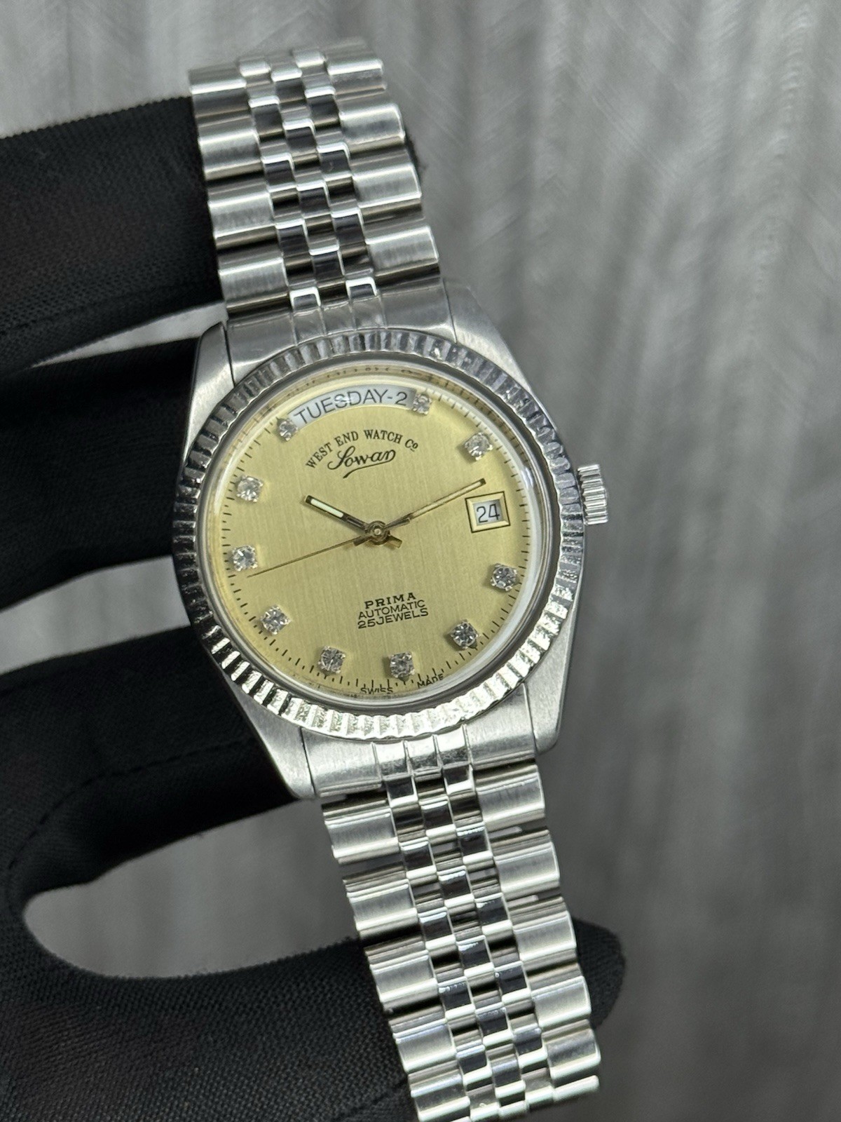 Vintage West End Sowar Prima Automatic 25 Jewels Champagne Dial Men’s Wristwatch