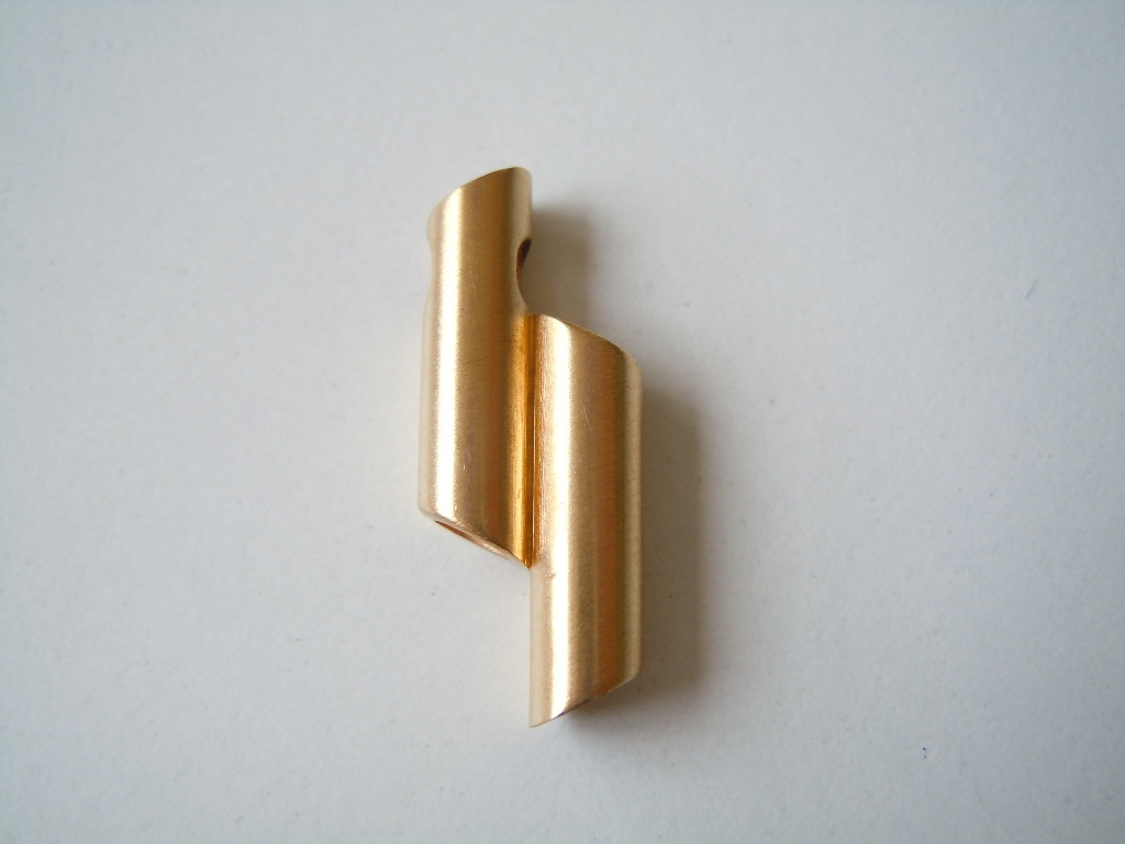 Stainless Pendant Matte Gold plated With Zirconia? 0.2oz/1 1/8×0 3/8×0 3/