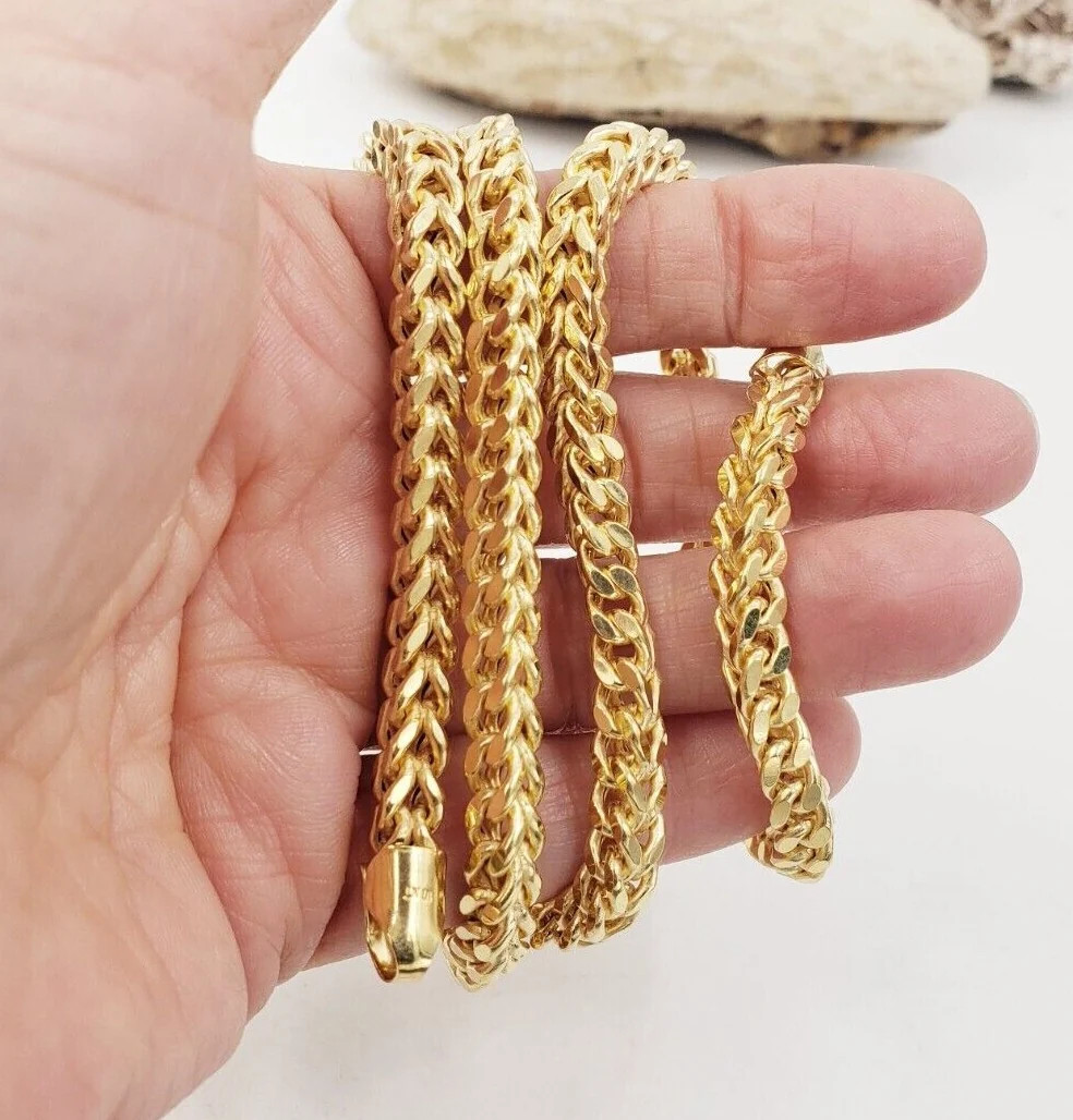 10K Yellow Gold Hollow Franco Chain 2 Tone diamond cut 24.3/4 “L x (W) 5.37mm.