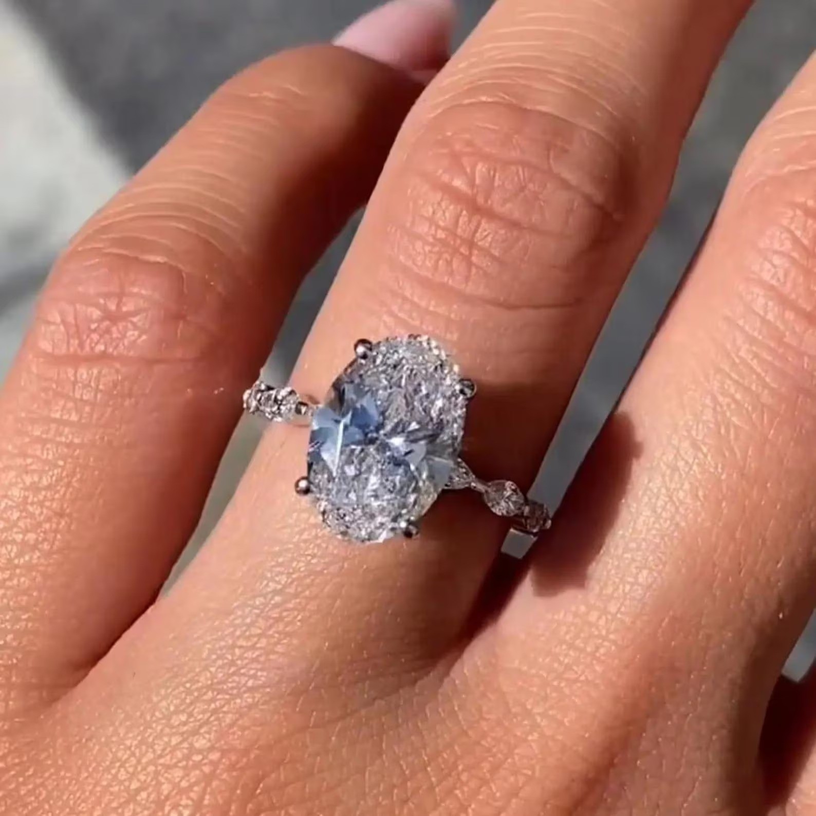 Oval Cut Moissanite Engagement Ring, 925 Silver Wedding Ring Gift for Woman
