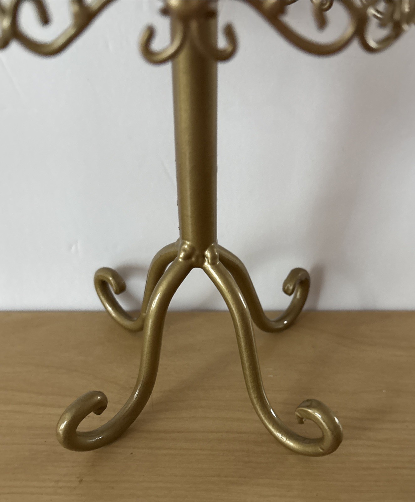 Gold Mannequin Coated Wire Intricate Details Hat Or Jewelry Display 21”H