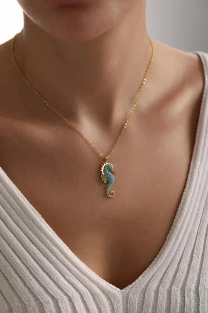 1Ct Round Cut Lab Created Turquoise Sea Horse Pendant In 14k Yellow Gold Plated