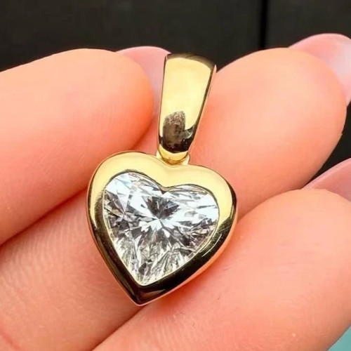 4.00 Ct Heart-Cut EF/VS1 Lab Grown Diamond Bezel Pendant Yellow Gold 14K