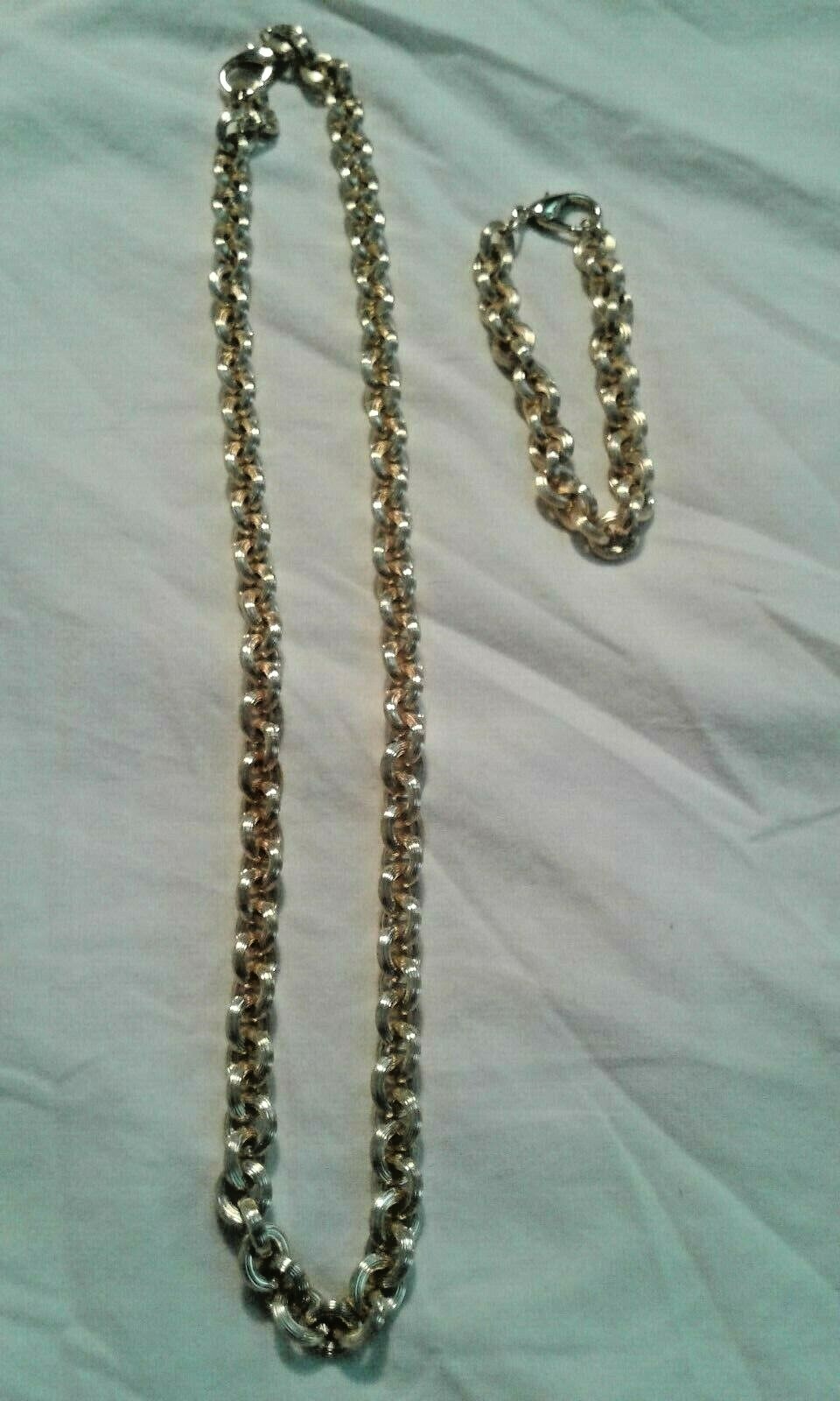 Retro Gold-tone Anchor Link Necklace & Bracelet Set – BEAUTIFUL!