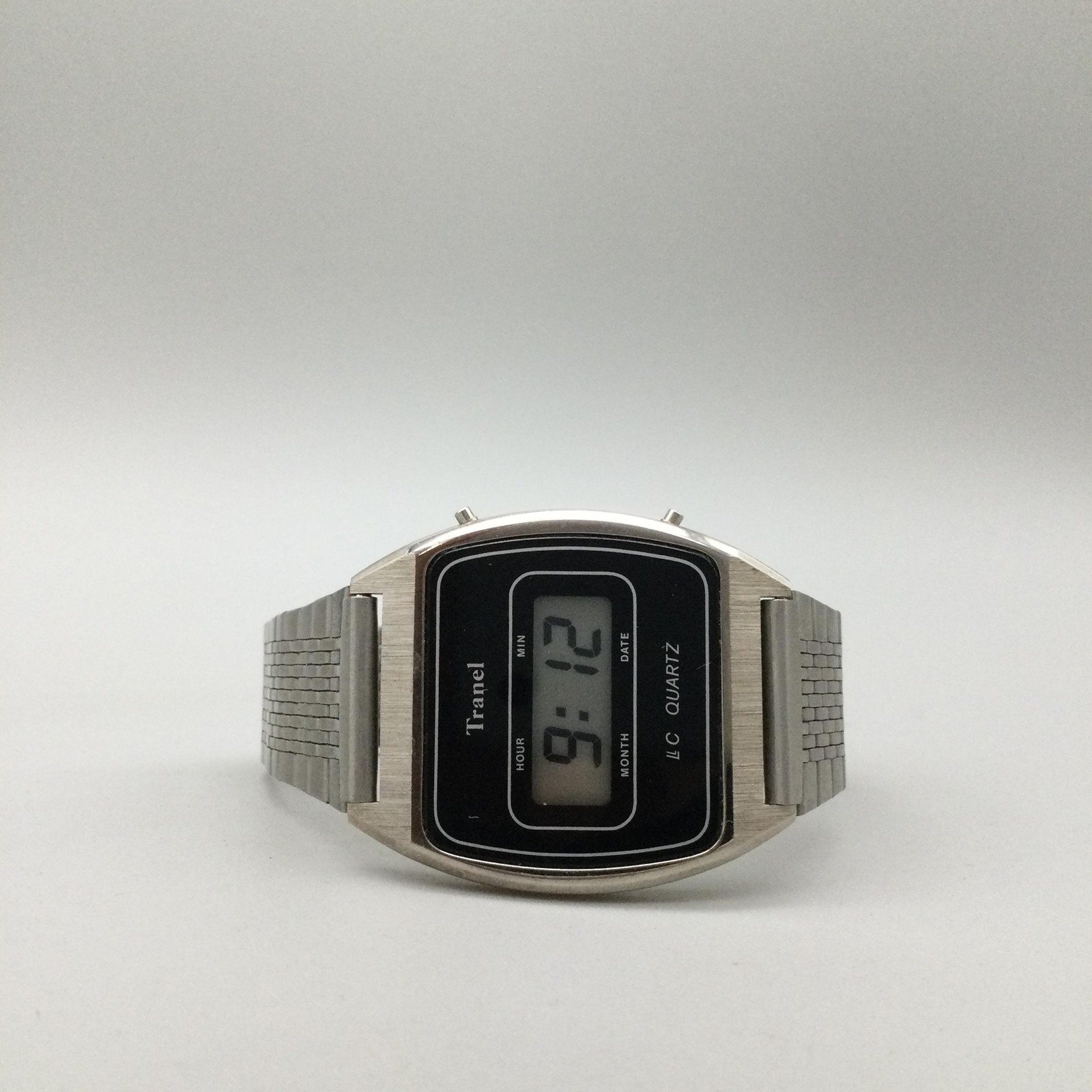 Vintage Tranel Mens Watch 33mm Digital LCD Black Dial Silver Tone New Battery