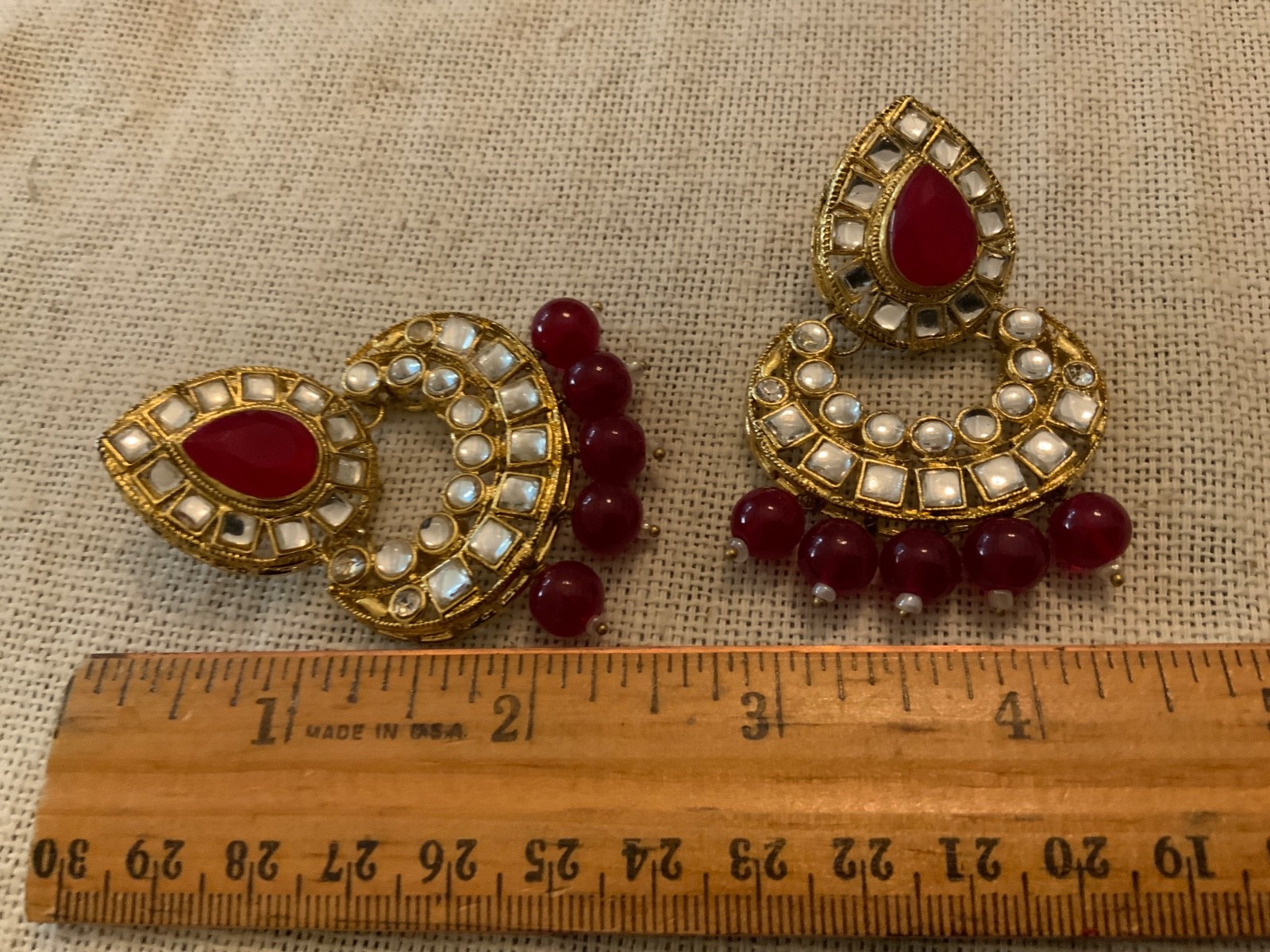 goldtone statement Red beaded Mogul chunky earrings 2.5in shimmer 29grams