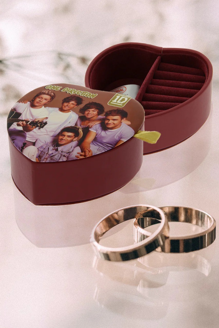 One Direction Brown Jewelry Box-Organizer-Large Capacity-Compact & Portable