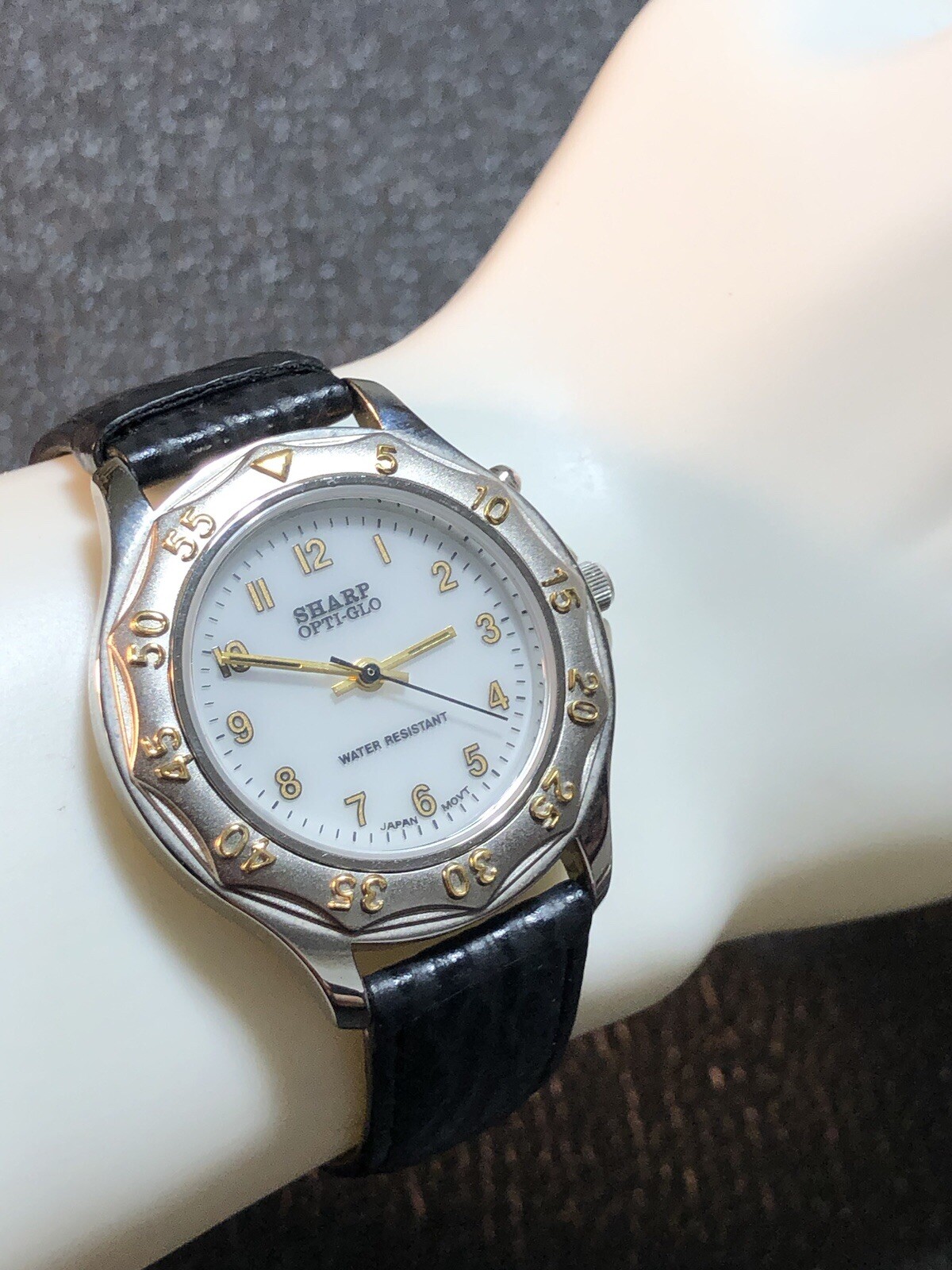 Vintage SHARP Opti-Glo Men Watch White Dial Silver Tone Fixed Bezel (read)