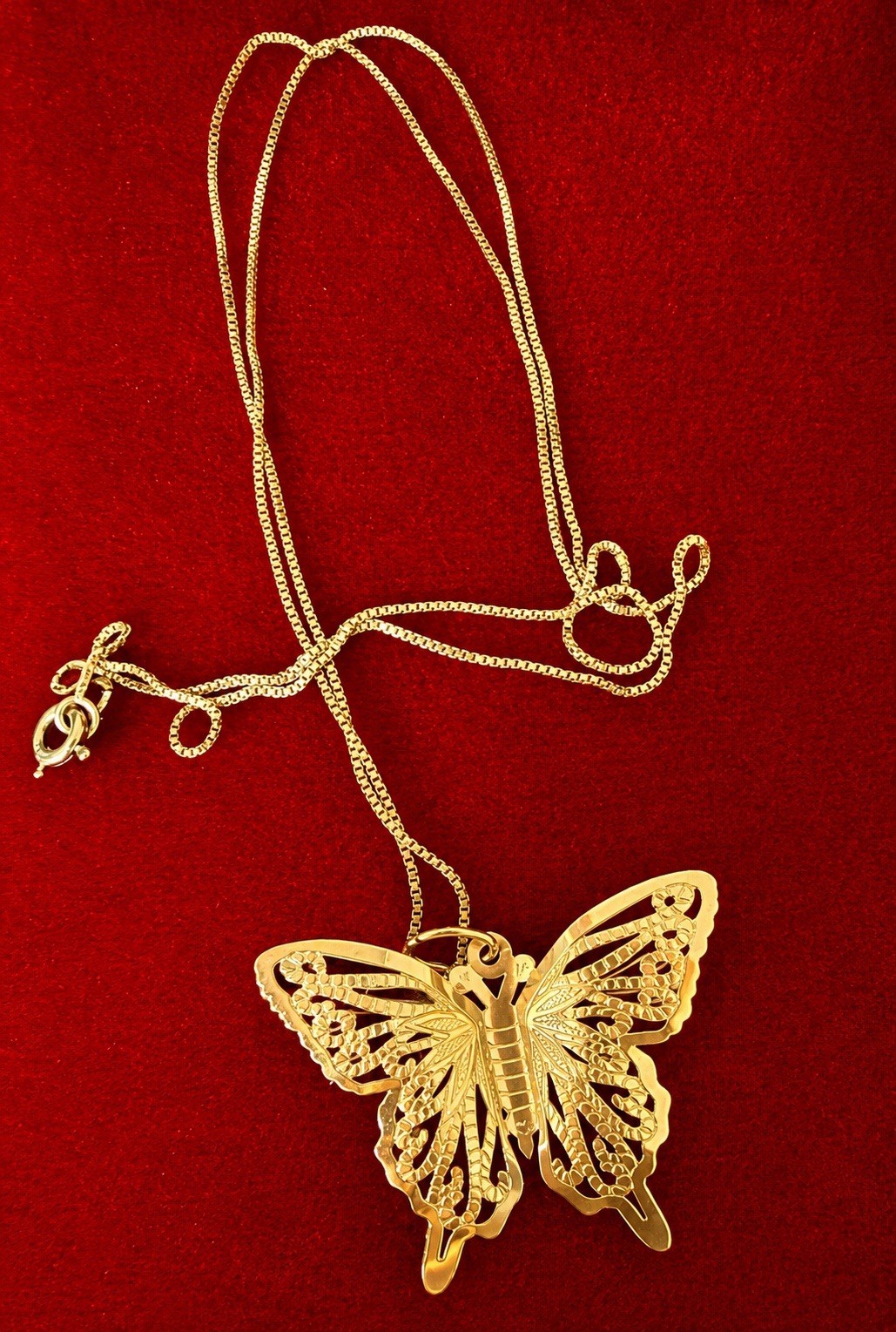 Vintage 14k Yellow Gold Open-Wing Butterfly Pendant & 18” 14kY Chain