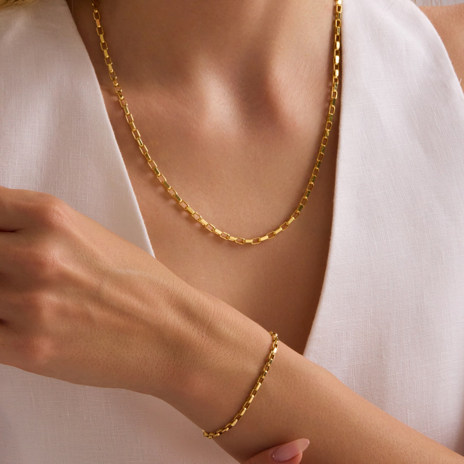 14k Gold Box Chain Bracelet