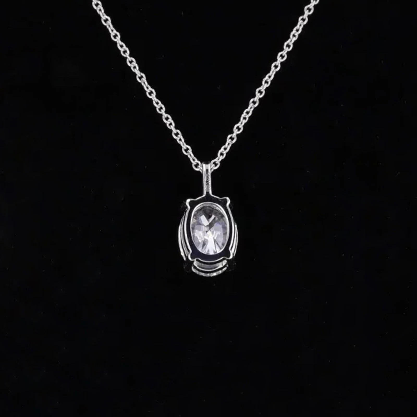 Rare 1.45 Ct Certified White Diamond Oval Solitaire Pendant 925 Silver For Her