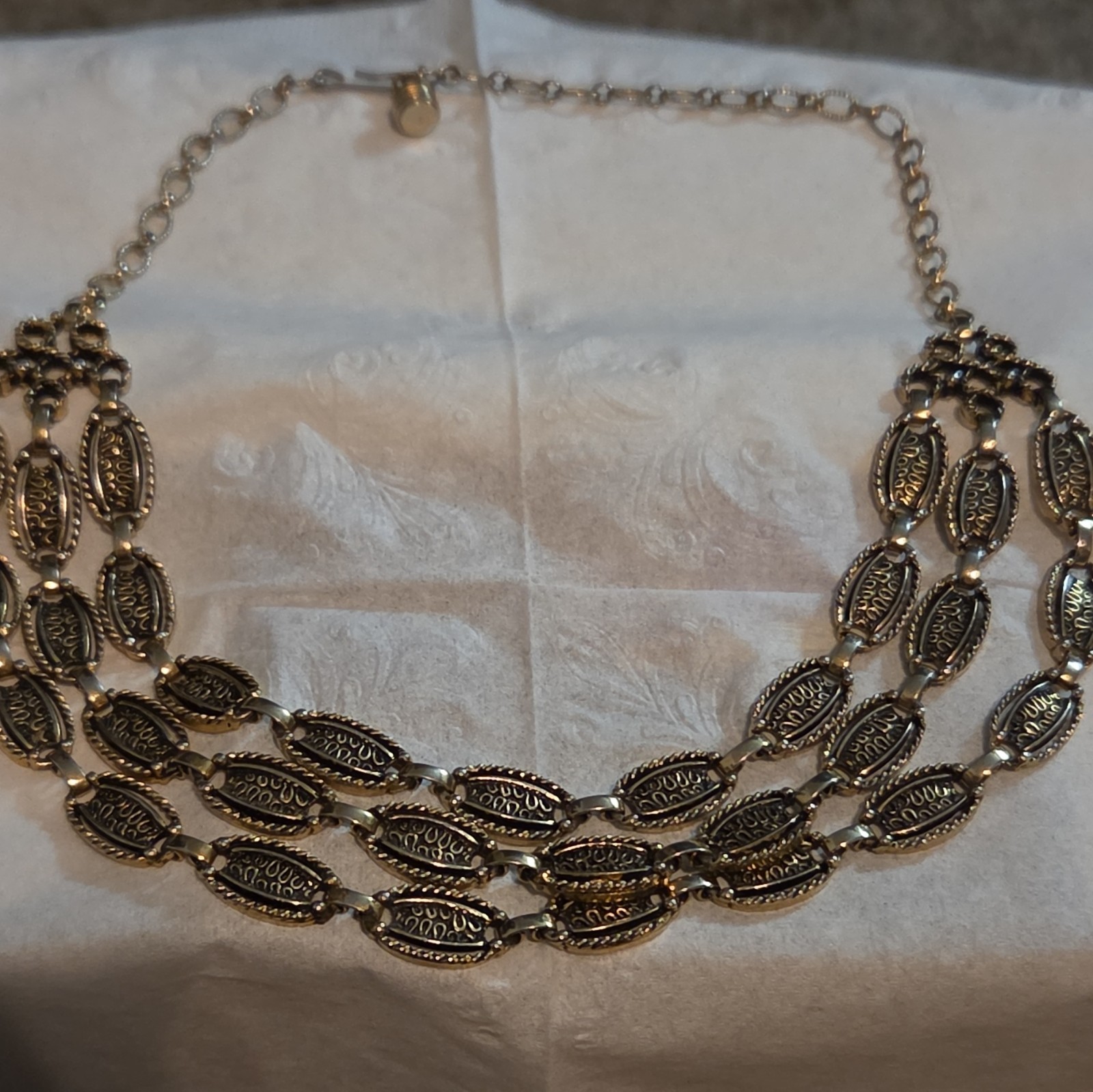 Vintage Sarah Coventry Desert Flowers Triple Strand Gold Tone Bib Necklace Chain