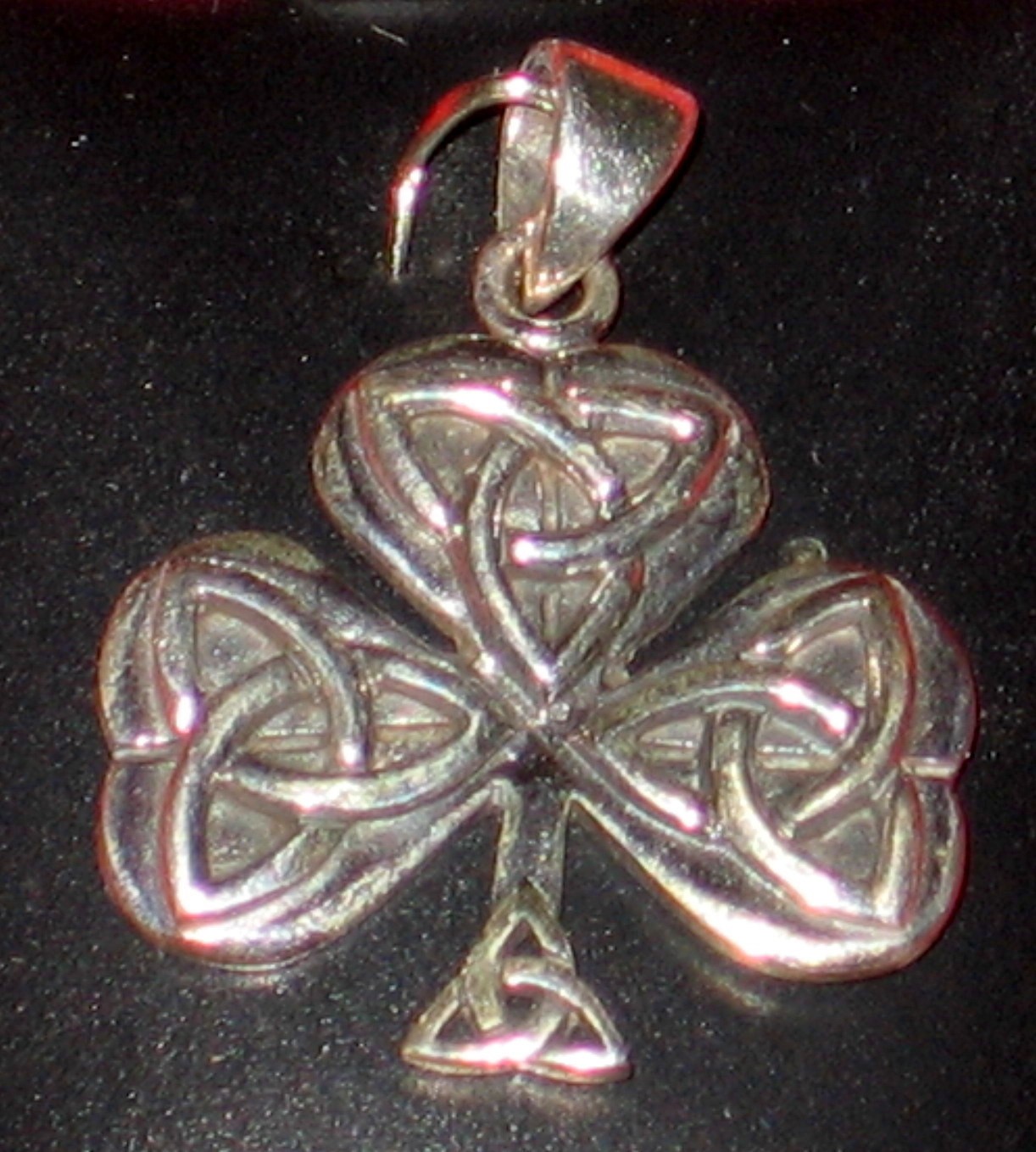 Sterling Silver 3 Leaf Clover Shamrock Pendant