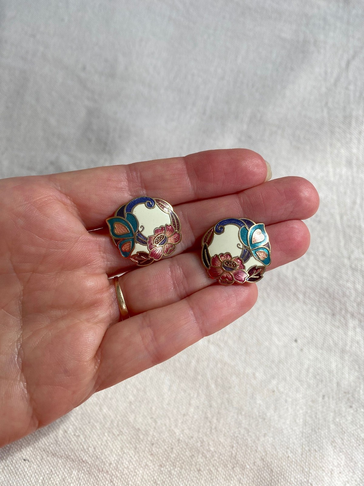 vintage cloisonne stud earrings / 80s floral gold lined enamel floral pushbacks