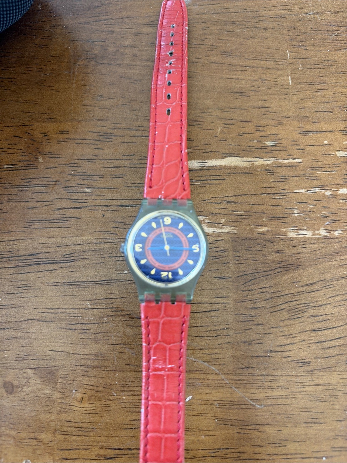 Swatch Quartz Analog Wristwatch Red Plastic Strap Compass Dial