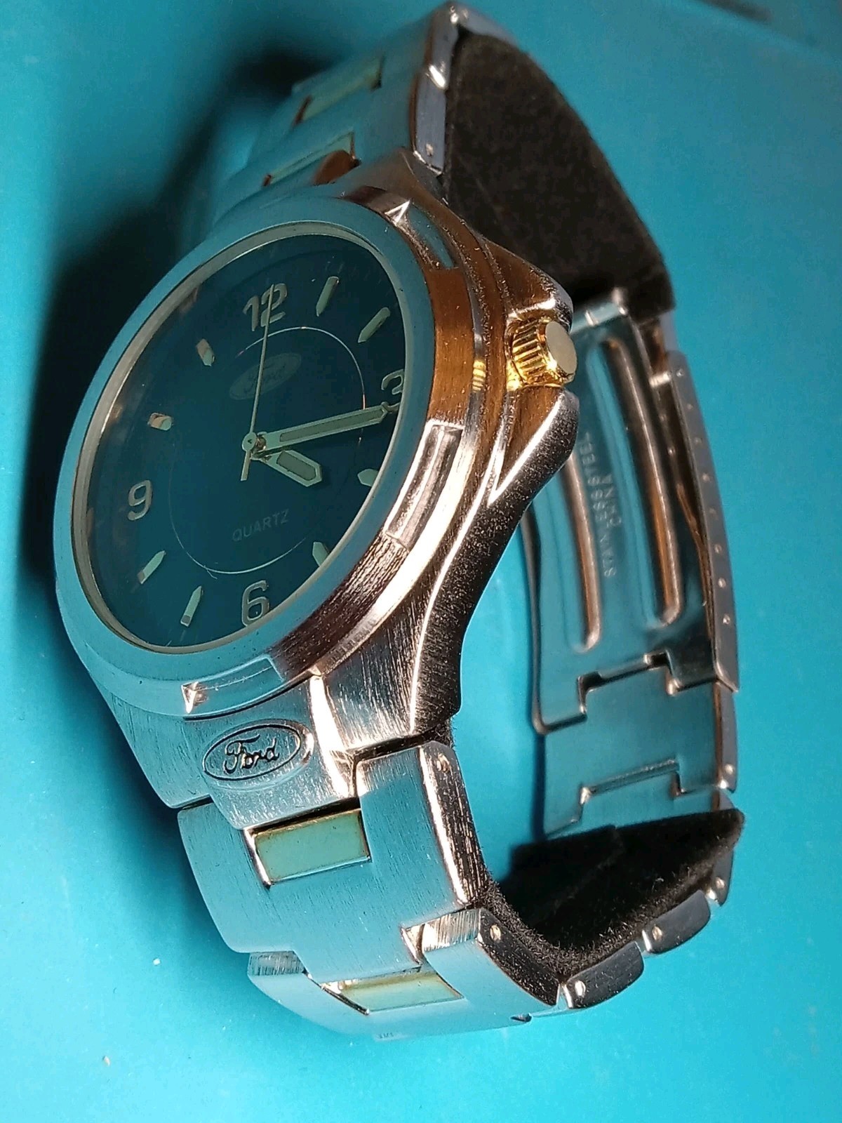 FORD MENS 41.5mm Swiss Luminous WATCH Official Licensed product SS Bracelet New