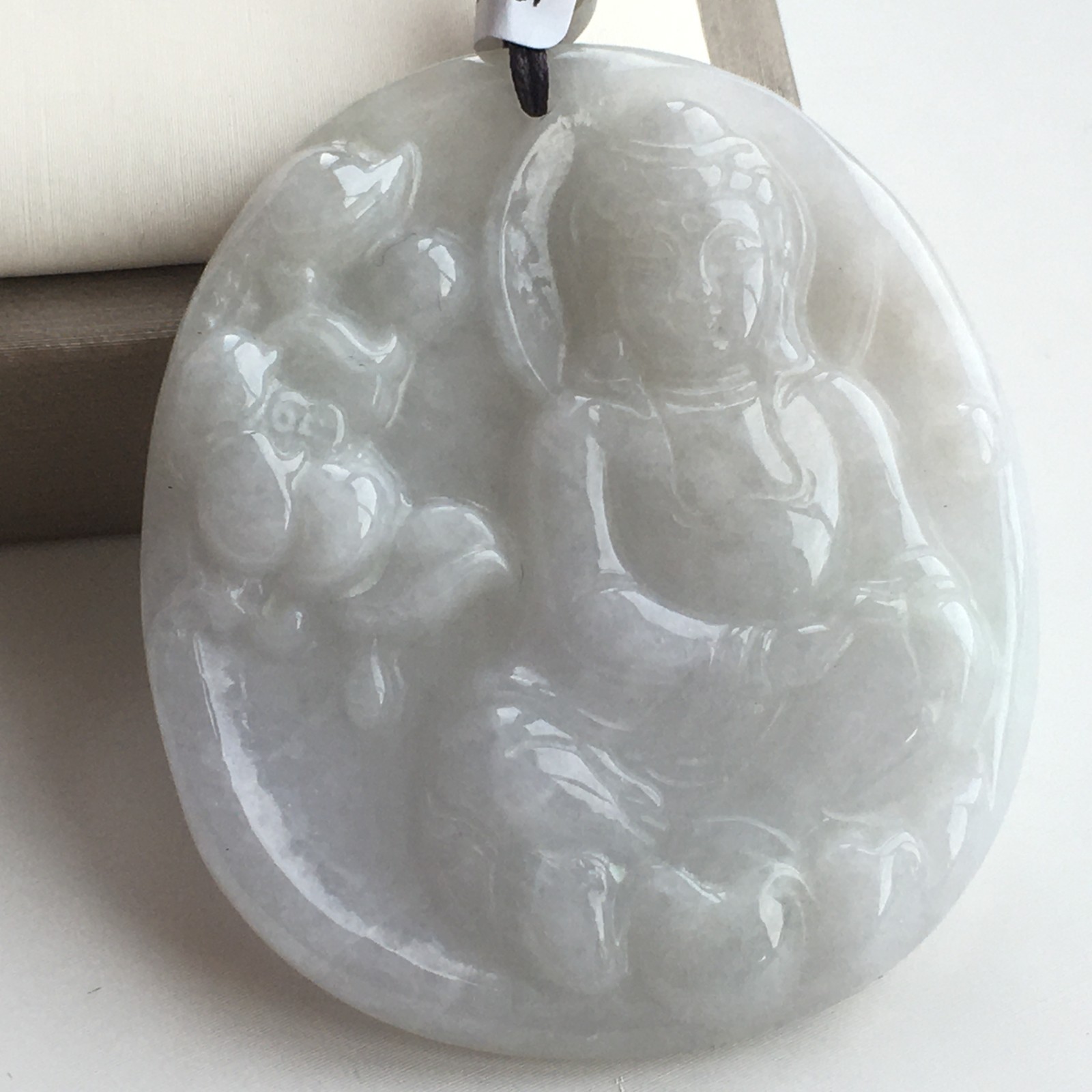 Certified natural A grade jadeite Carved Guanyin jadeite amulet pendant 观音 6657
