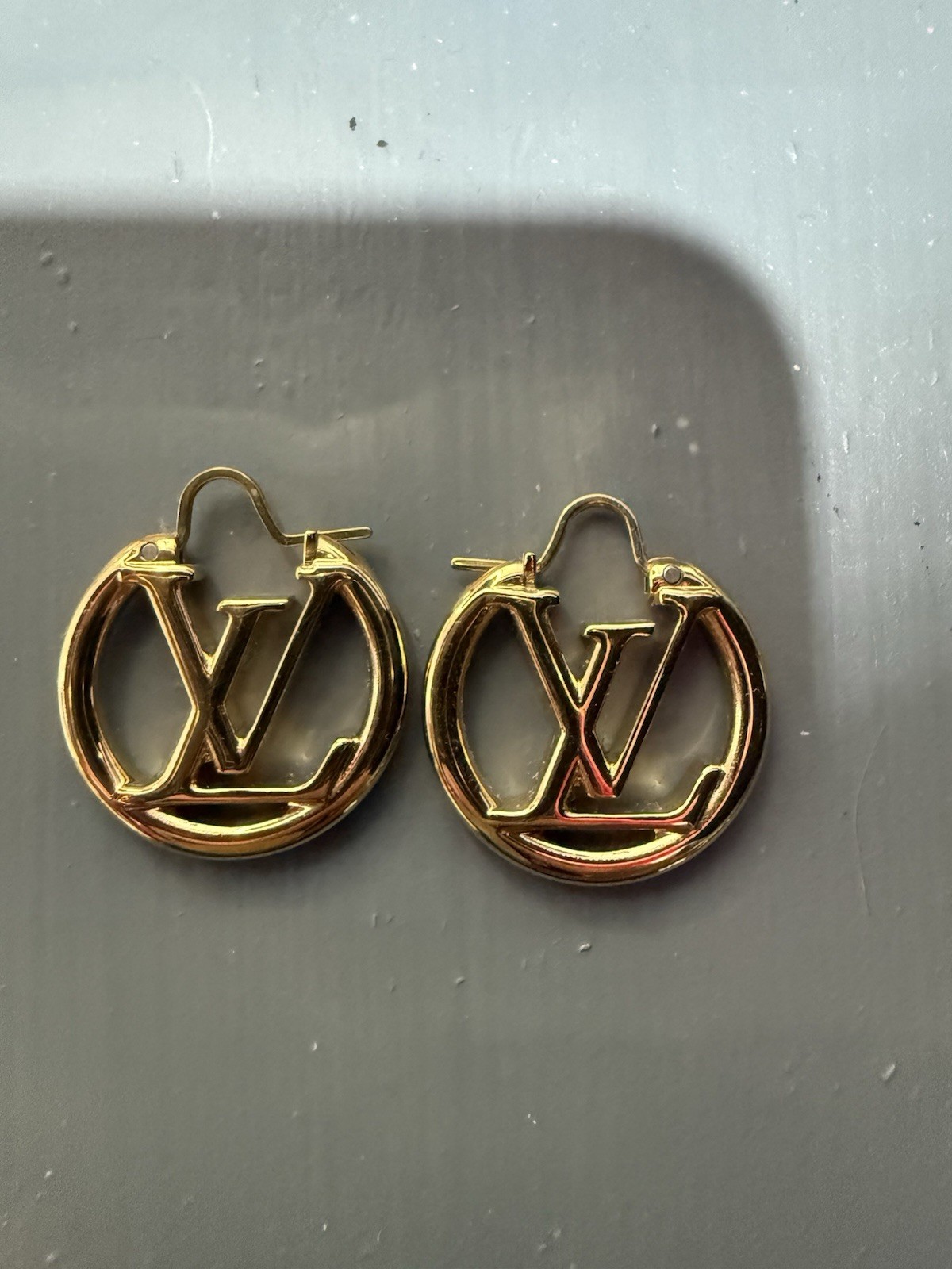Louis Vuitton PM Gold Earings! Authentic with Box and Dust Bag