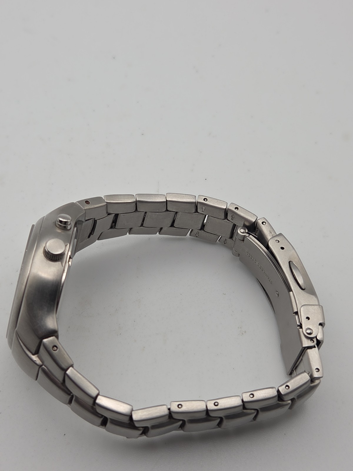 VINTAGE FOSSIL MOVING FLAME STAINLESS STEEL MEN’S WATCH 50 METERS JR-8115