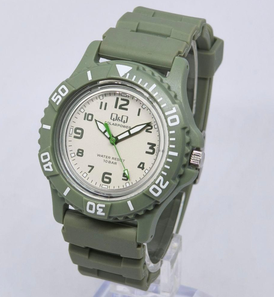 CITIZEN Q&Q E02A-005VK Solar Watch Men’s Gray 100M 10Bar Waterproof Analog Japan